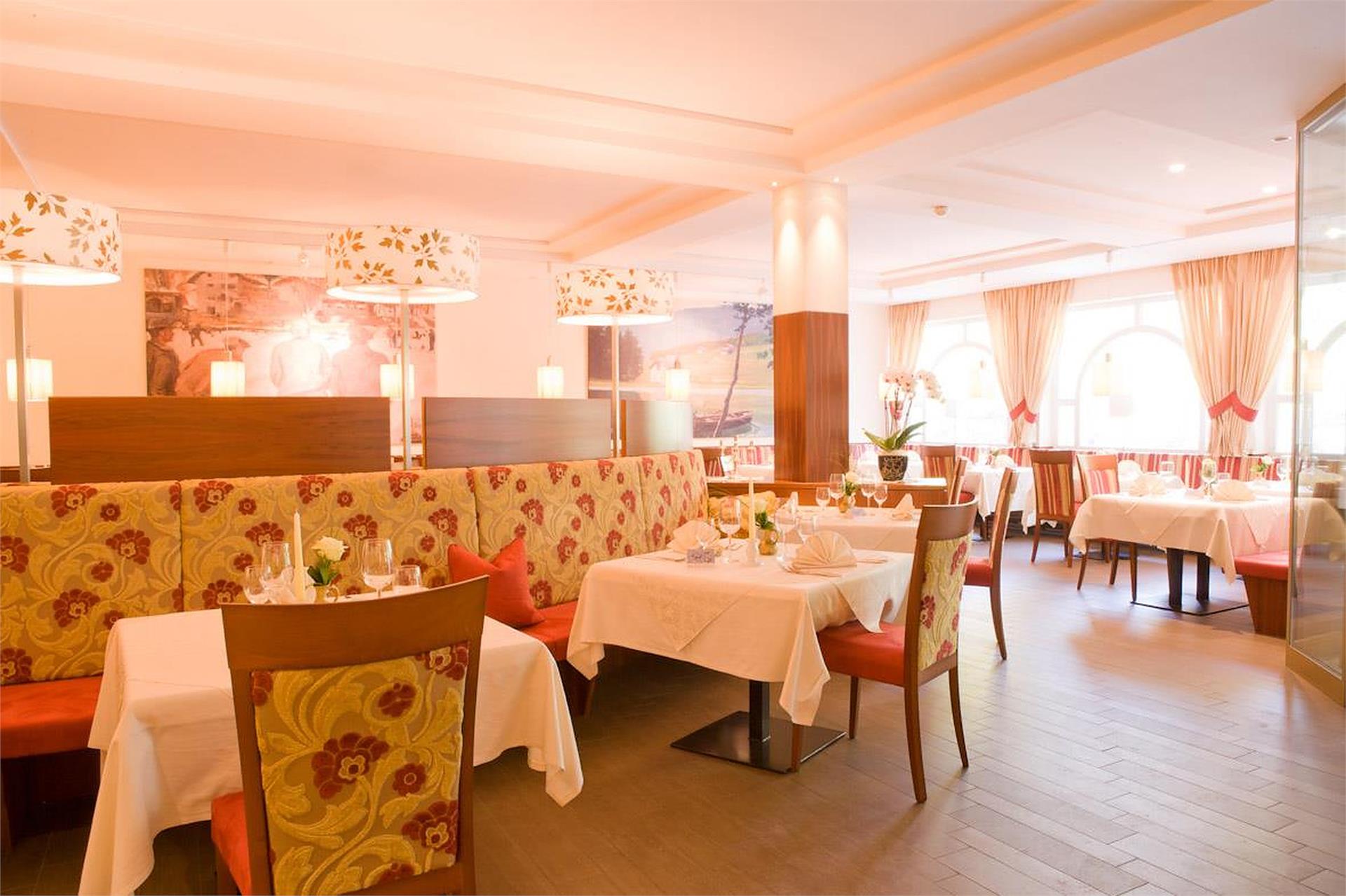 Seehotel Sparer Eppan an der Weinstraße 8 suedtirol.info