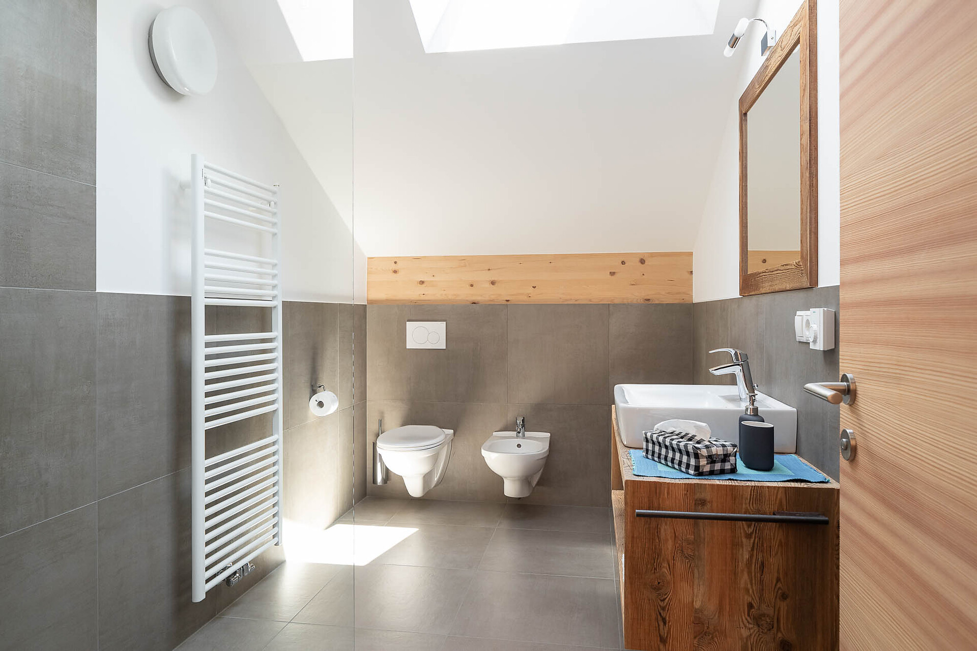 spacious bathroom