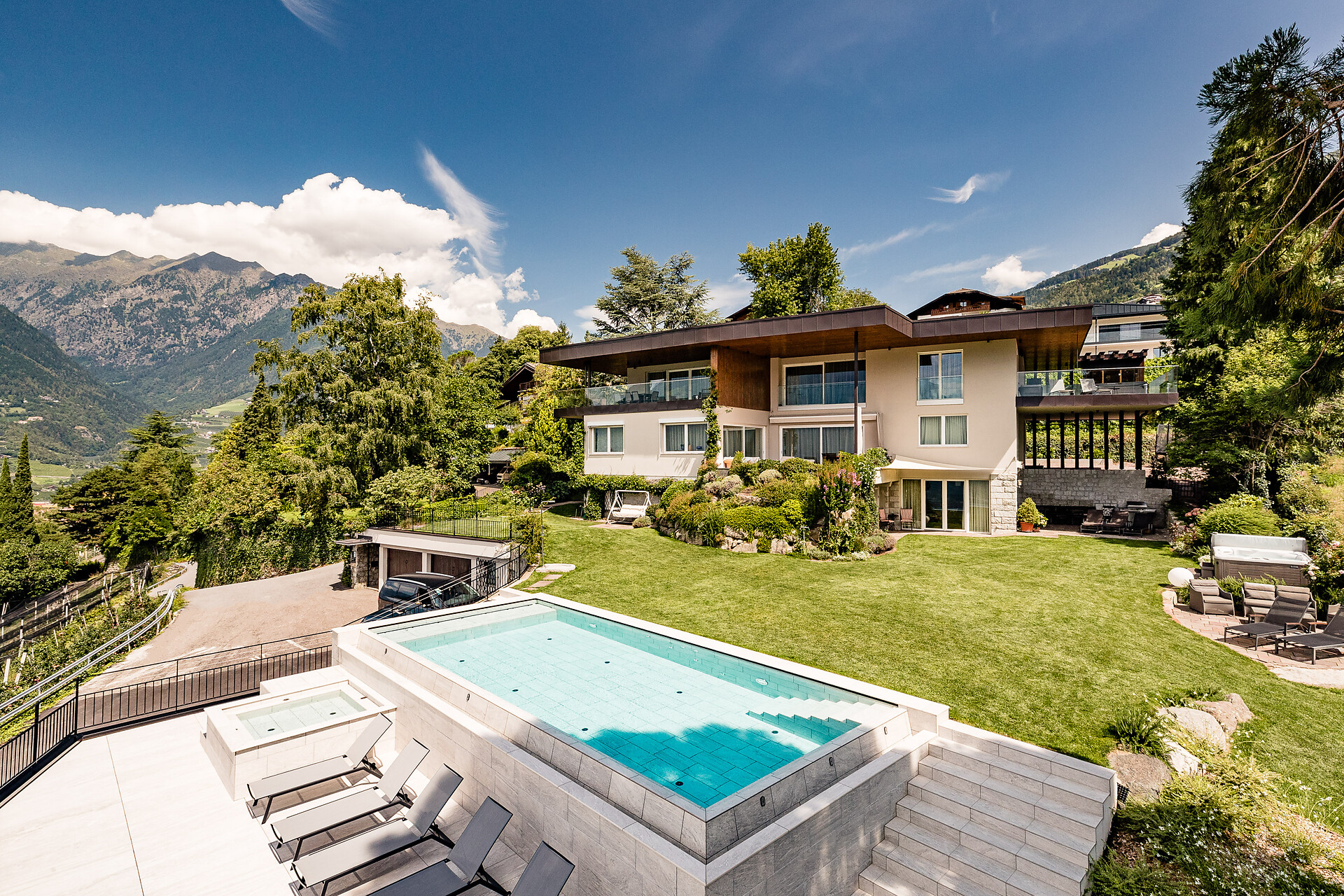 Schenna Chalet
