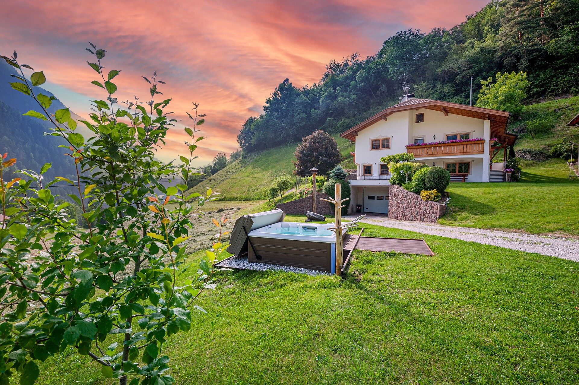Bio & Family Apartments Schönau Val Gardena Dolomites