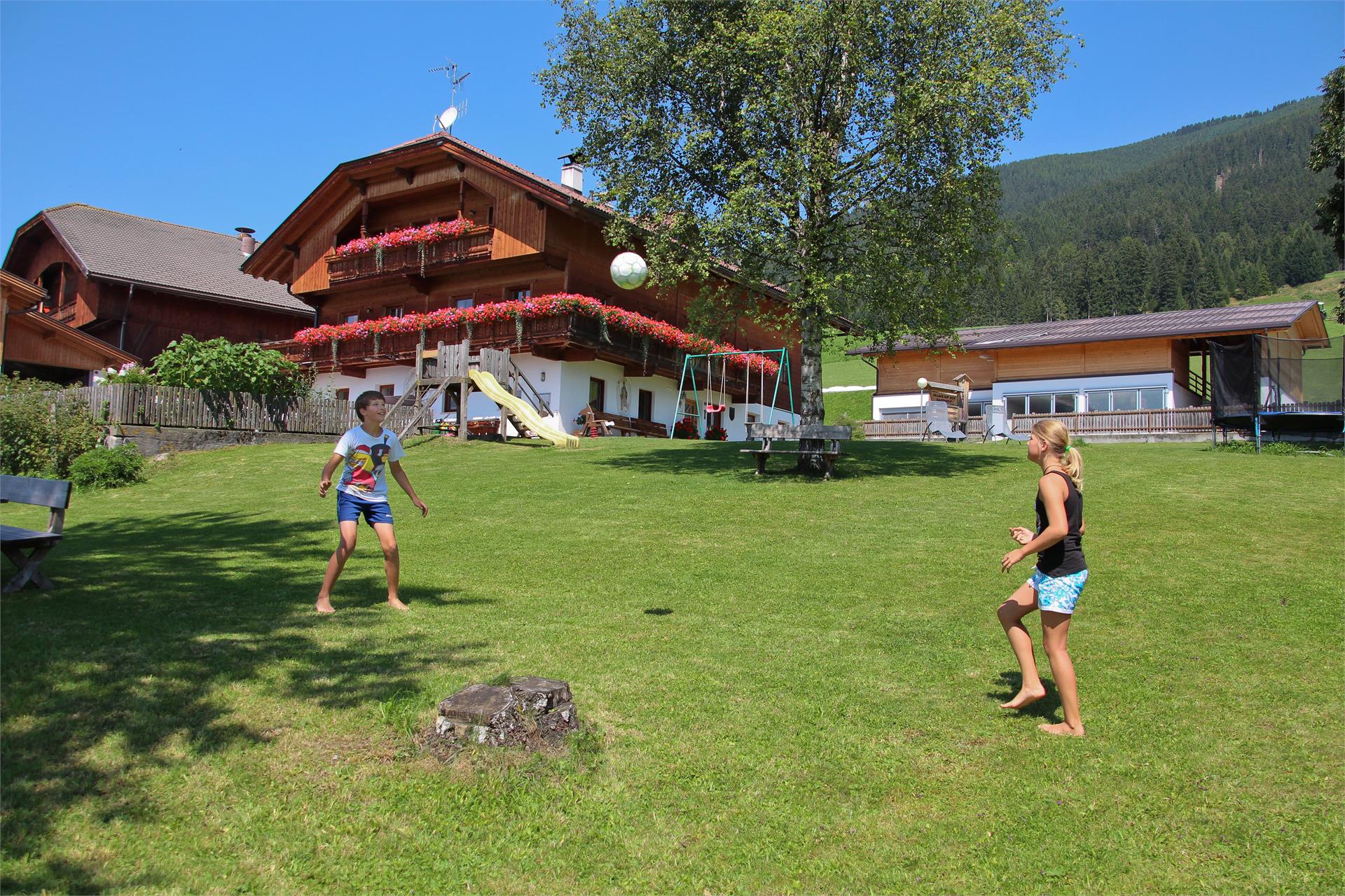 Schmözlhof Welsberg-Taisten 5 suedtirol.info