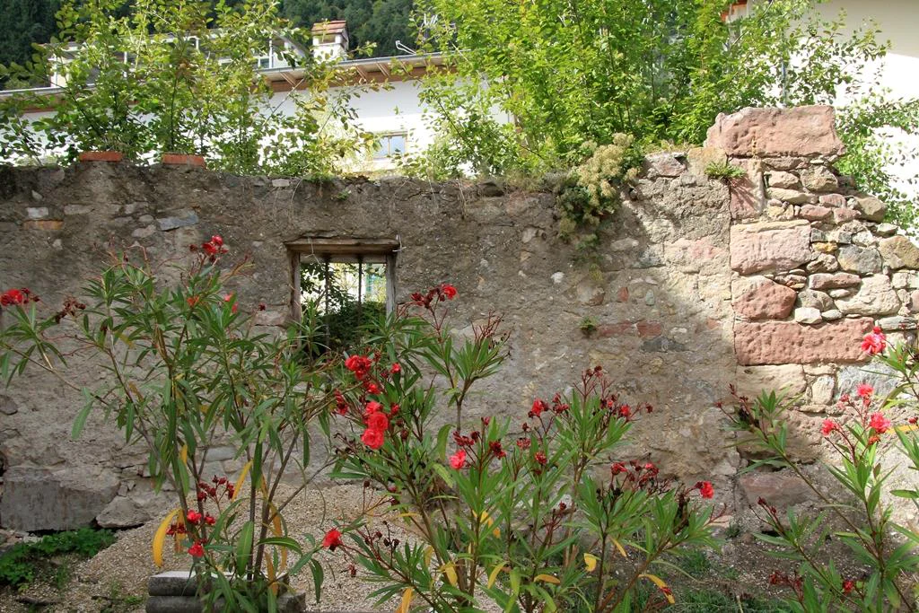 schlosserhaus31 Tesimo 24 suedtirol.info