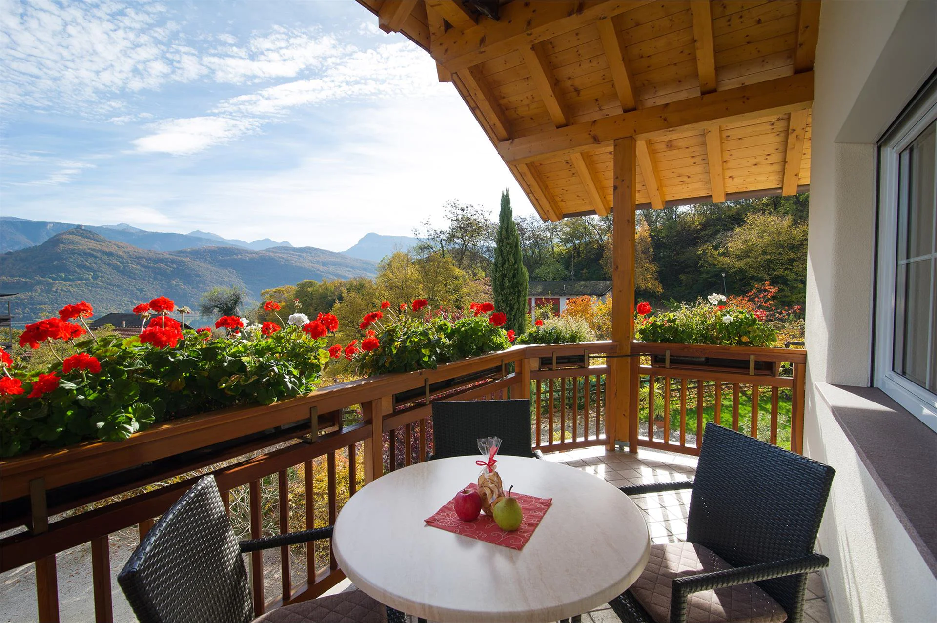 St. Josefhof Caldaro sulla Strada del Vino 13 suedtirol.info