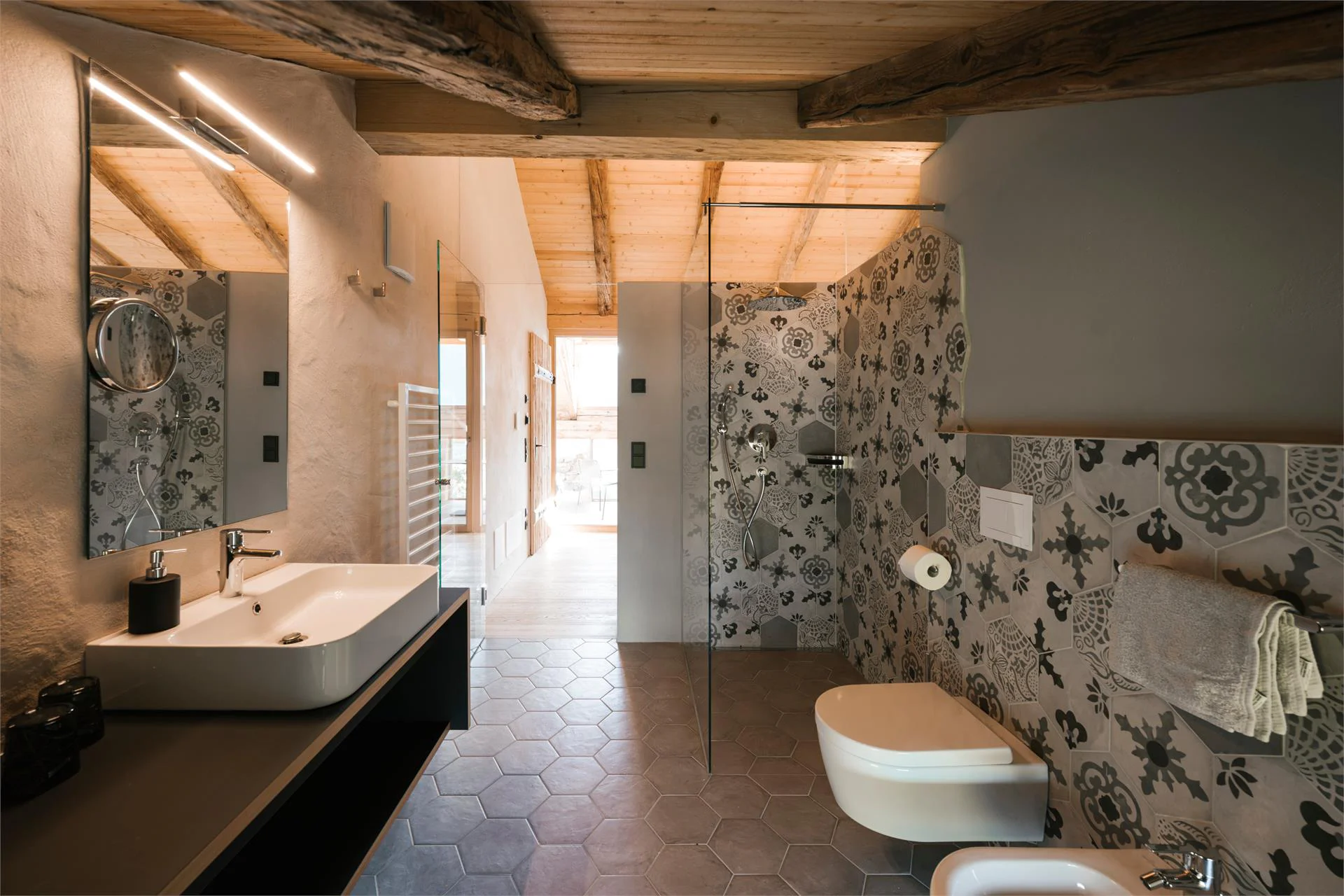 St. Vigilius modern historic apartments Nals 30 suedtirol.info
