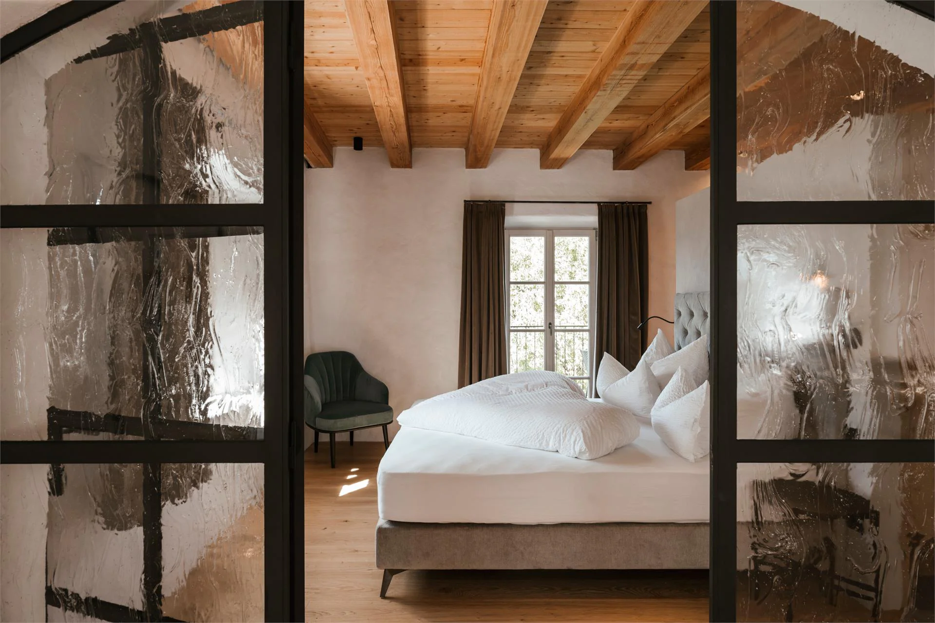 St. Vigilius modern historic apartments Nals 24 suedtirol.info