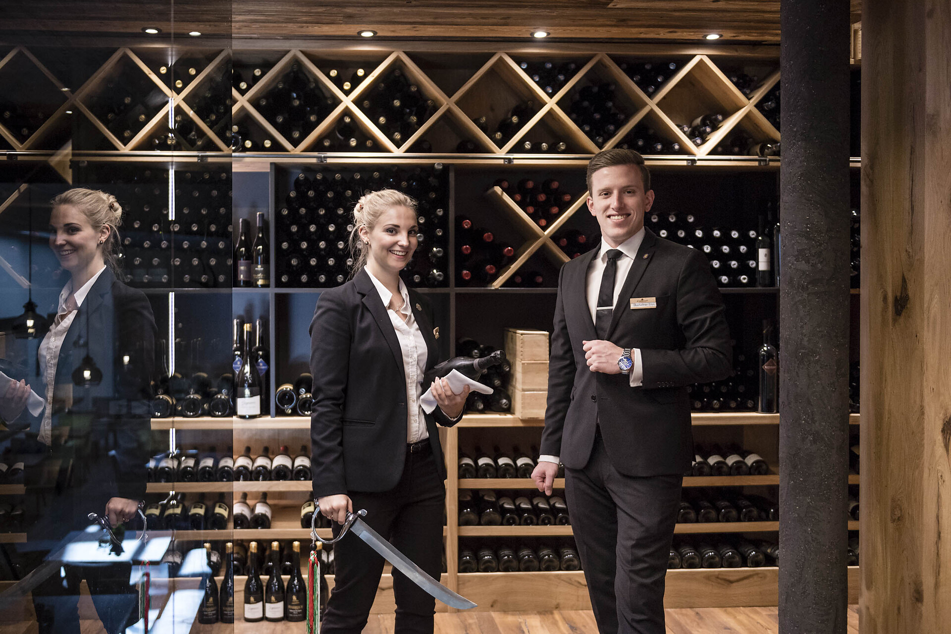 Unser Chefsommelier Eros Teboni und Sommelier Rosa Besler