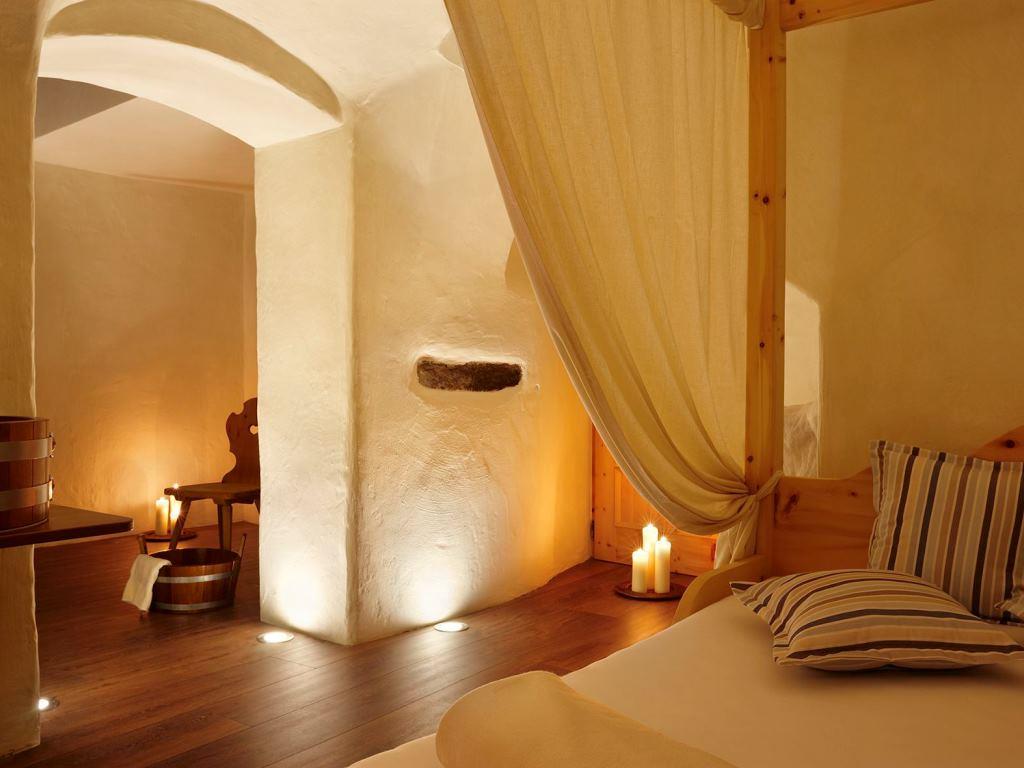 Schlössl Matillhof Latsch 1 suedtirol.info