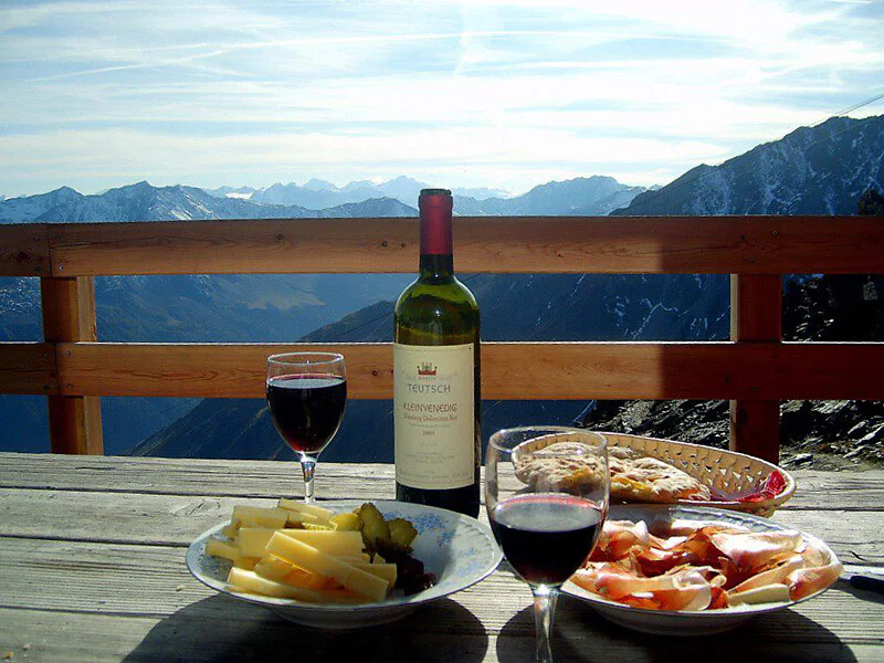 Rifugio Similaun Senales 2 suedtirol.info