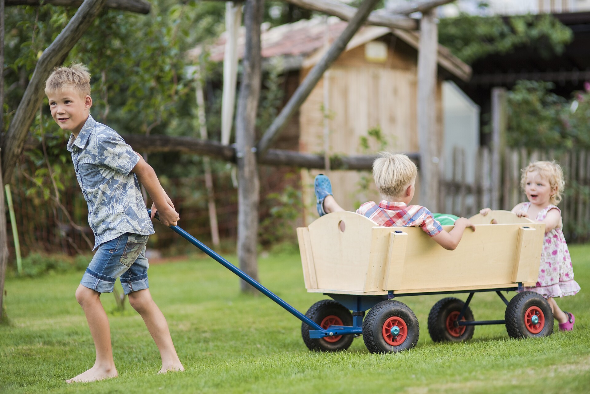 Mit dem Bollerwagen unterwegs