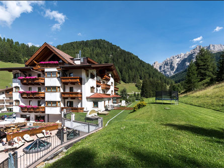 Savoy Dolomites Luxury Spa Hotel Wolkenstein 1 suedtirol.info