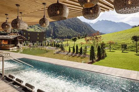 Schwarzenstein Alpin & Spa Resort Ahrntal 20 suedtirol.info