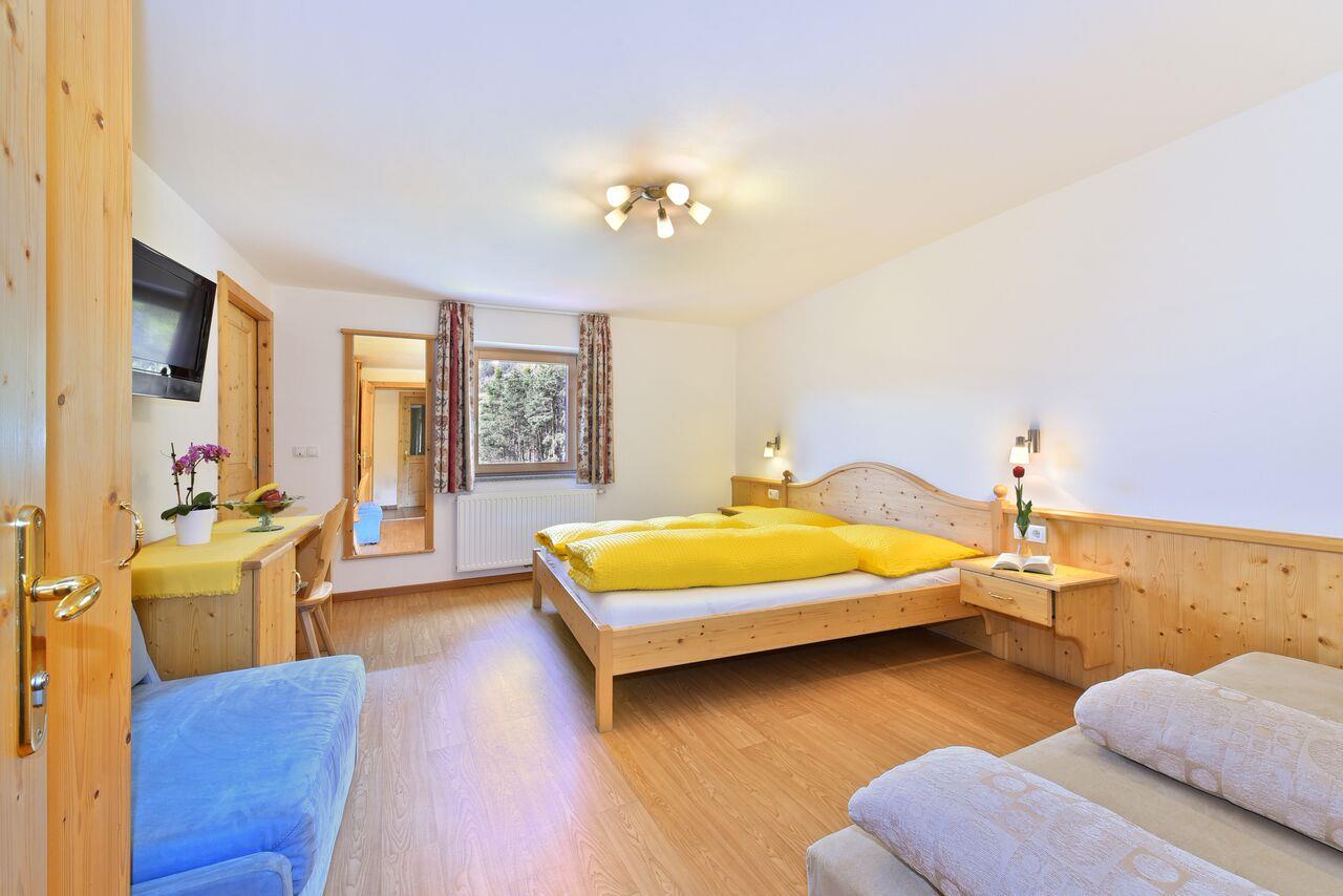Saderhof Brixen 19 suedtirol.info