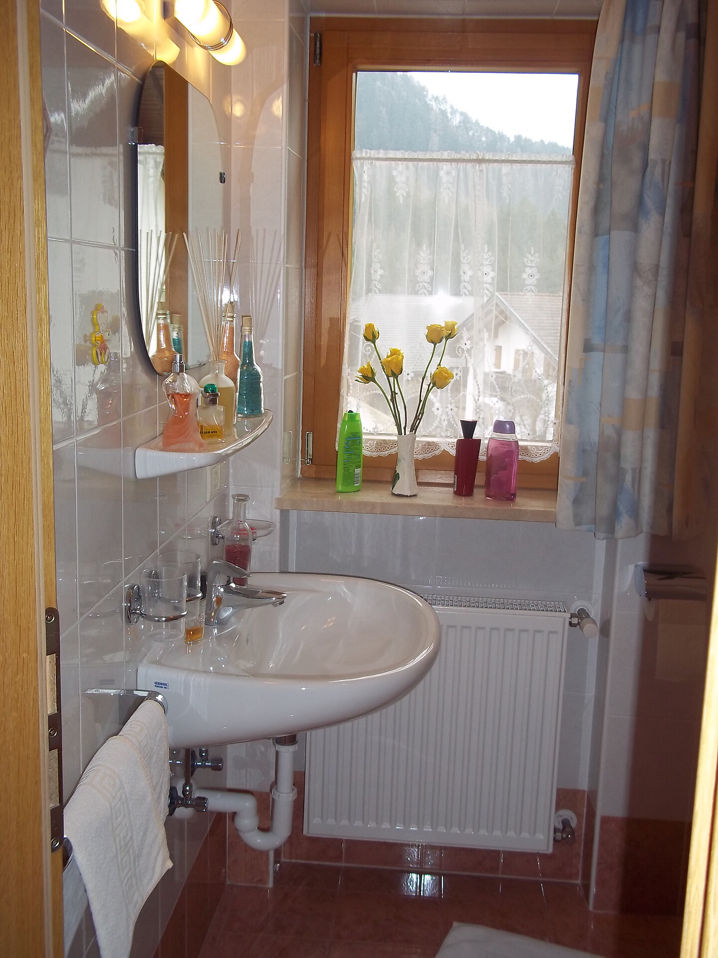 the bathroom in appartent nr.1
