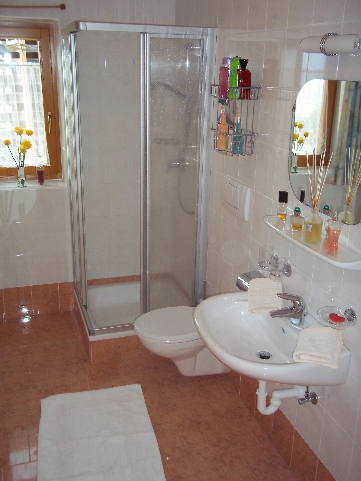 the bathroom in appartment nr.2