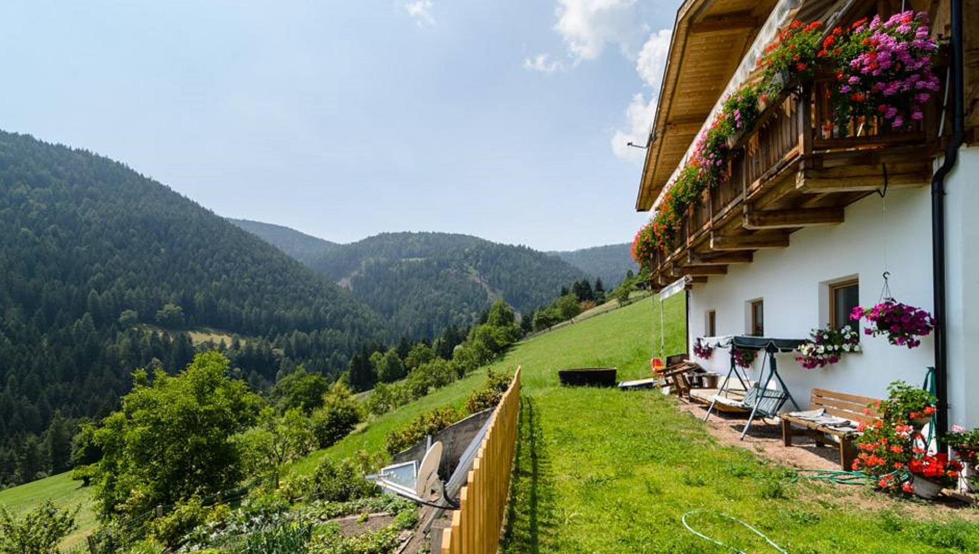 Schwarzenbach San Genesio Atesino 4 suedtirol.info