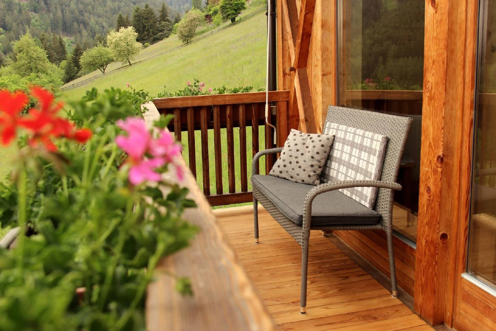 Schwarzenbach San Genesio Atesino 16 suedtirol.info