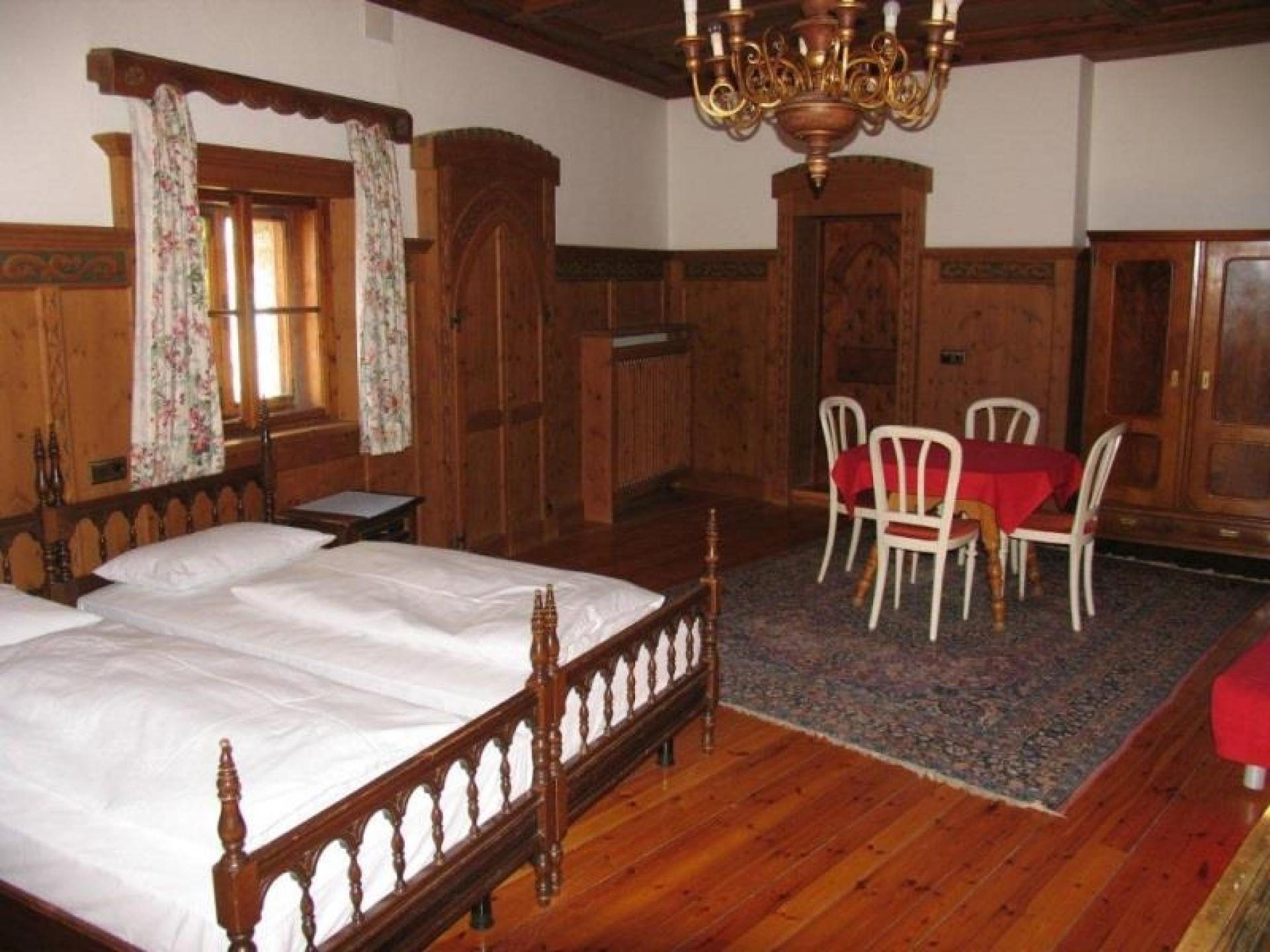 Schloss Neuhaus Gais 3 suedtirol.info