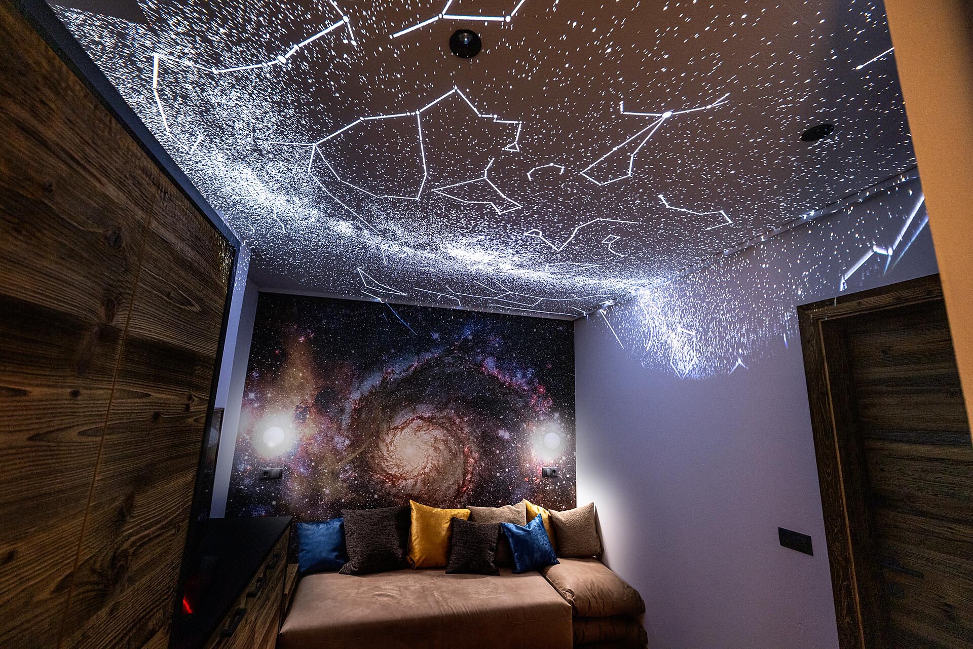Couchzimmer Sonne, Mond und Sterne MIT Homeplanetarium
