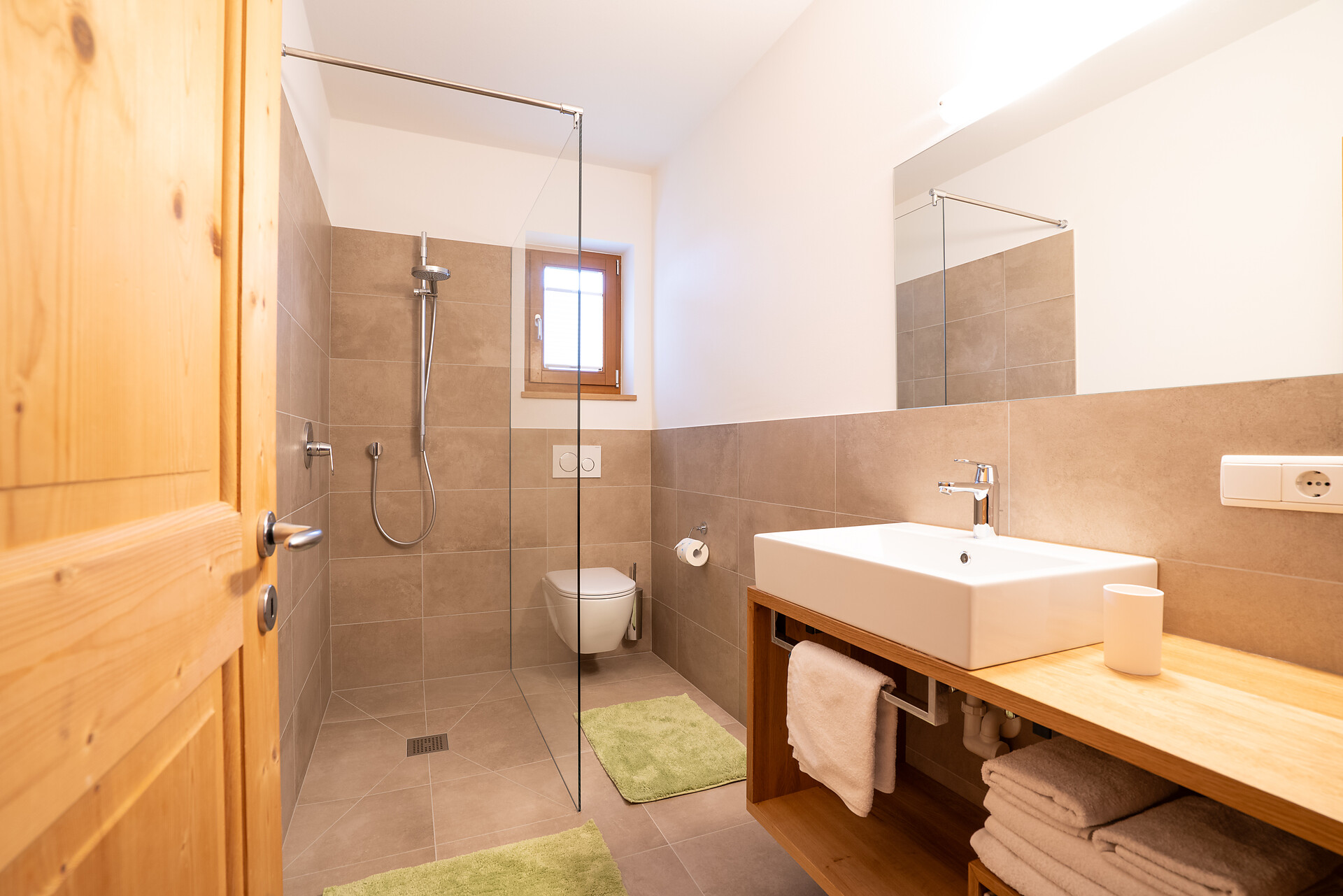 App. "Puitn" Bathroom