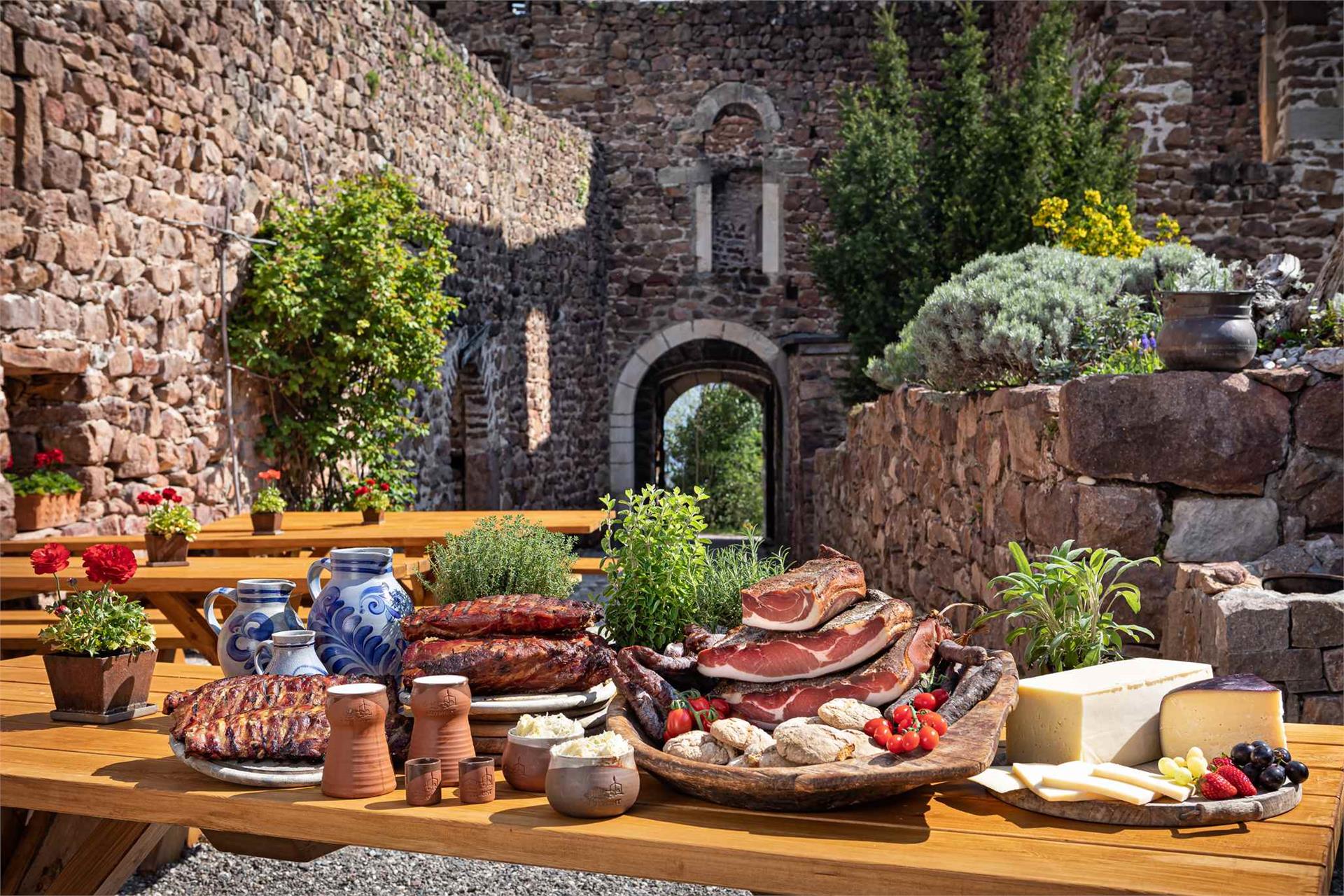 Schloss Hotel Korb Eppan an der Weinstaße/Appiano sulla Strada del Vino 24 suedtirol.info