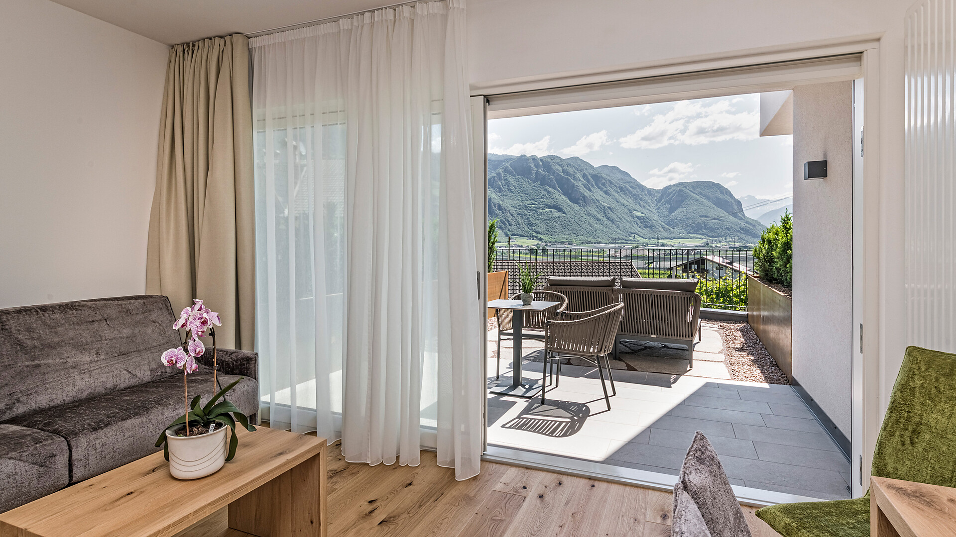 Garden terrace suite