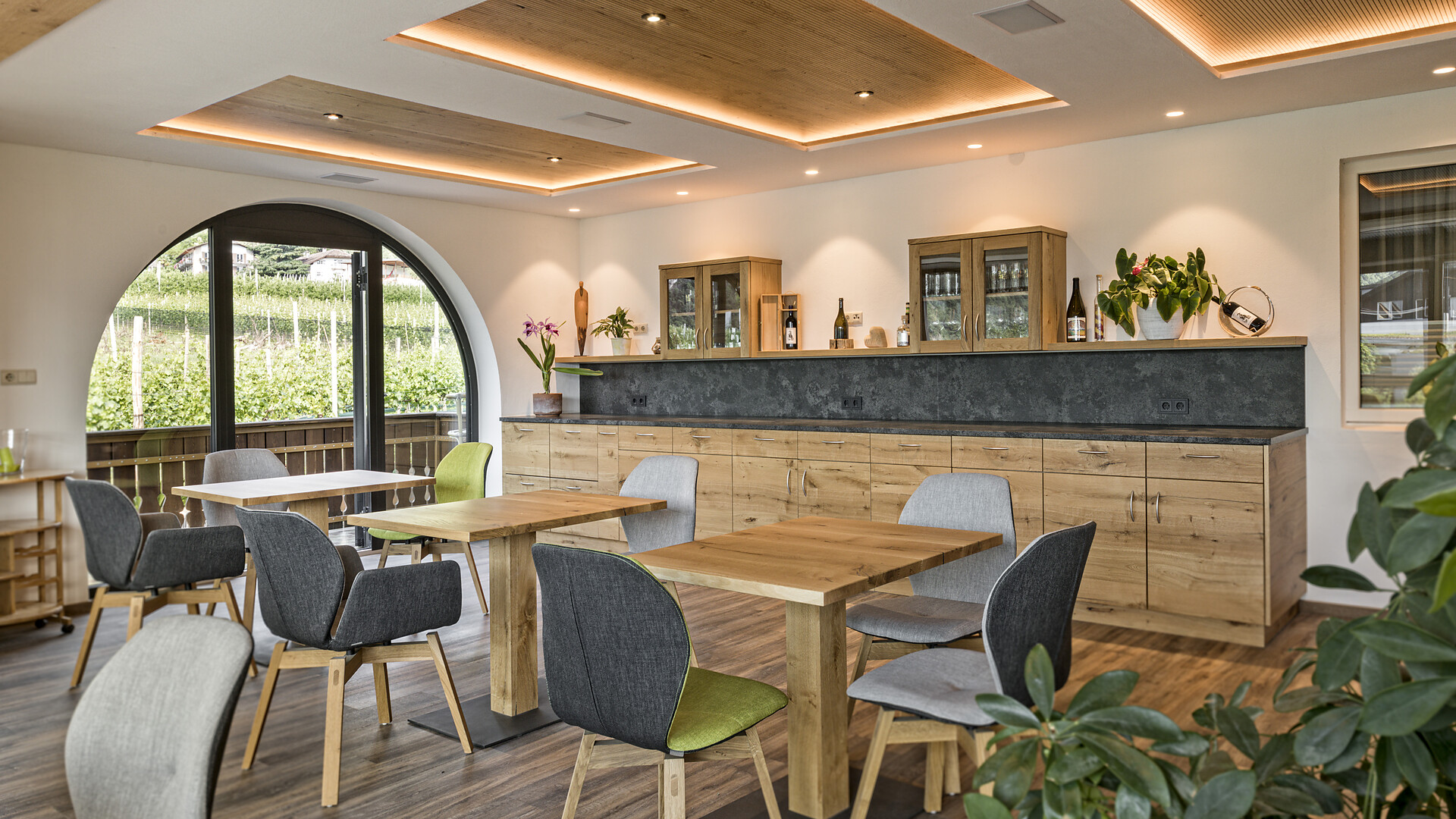 Breakfast room