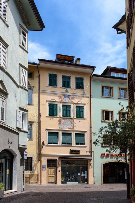 SONNENUHR Bolzano Apartments Bozen 21 suedtirol.info