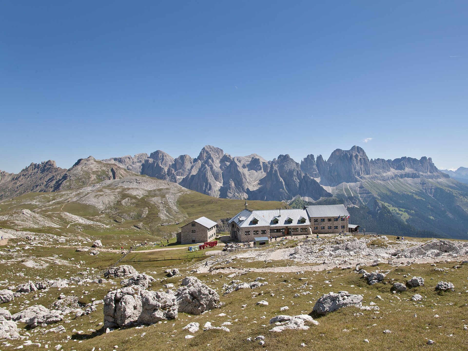 Rifugio Bolzano / Schlernhaus - Dolomites Region Seiser Alm - #1 - suedtirol.info