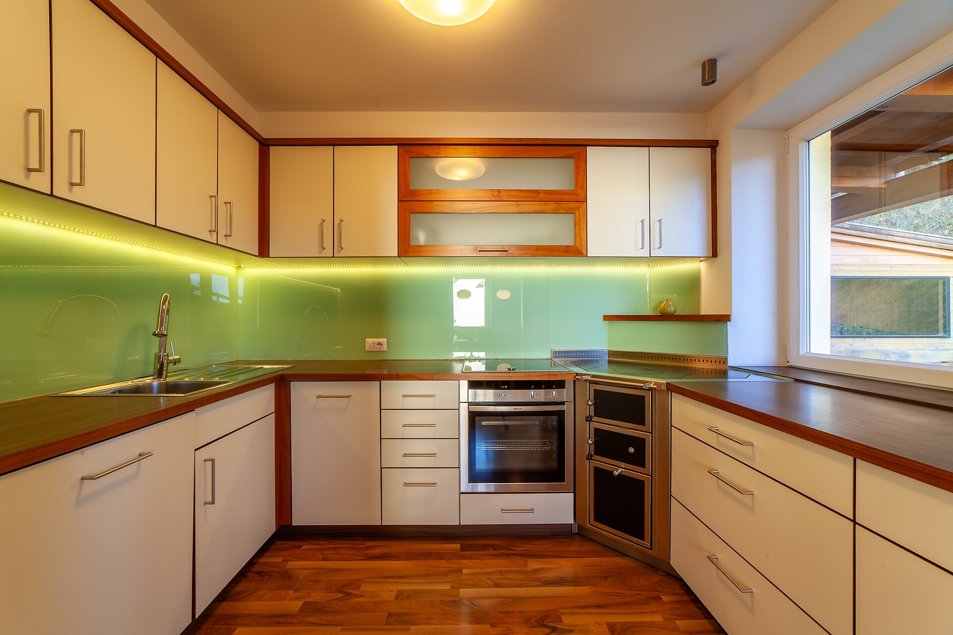 Tannenburg_Alpenrose