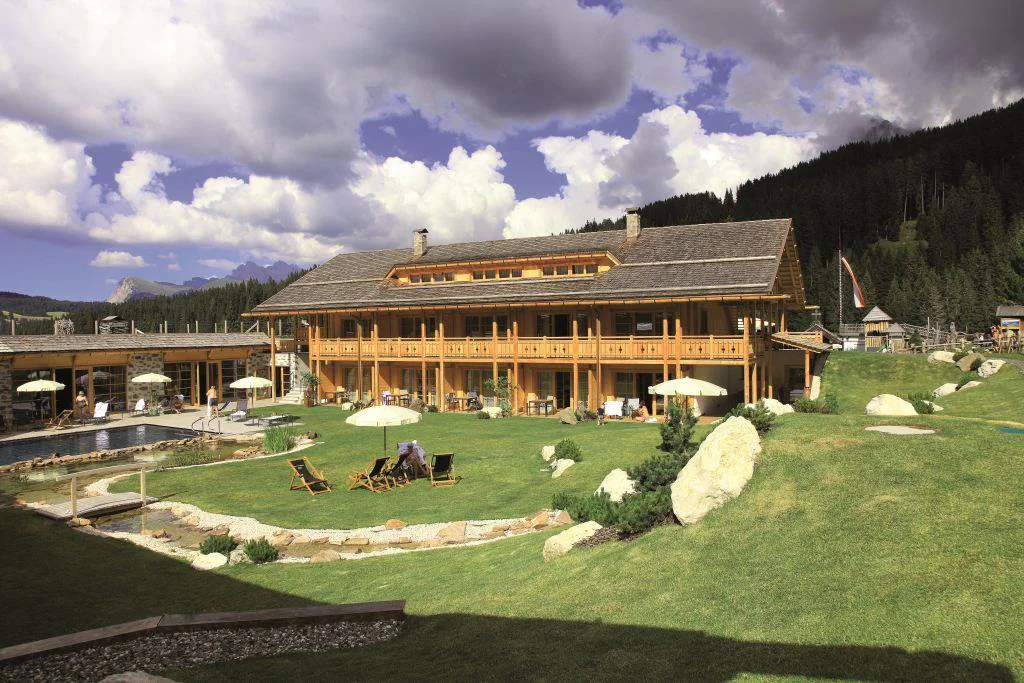 Tirler - Dolomites Living Hotel Kastelruth/Castelrotto 4 suedtirol.info