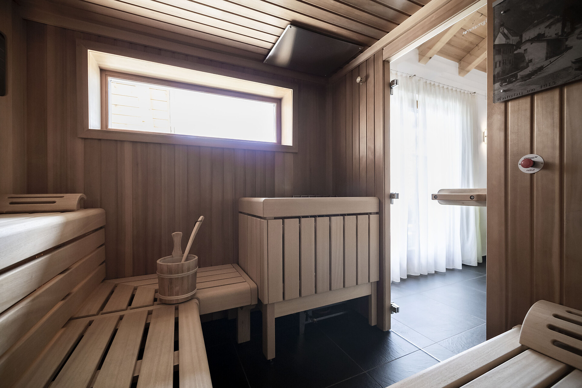 sauna finlandese con vista panoramica