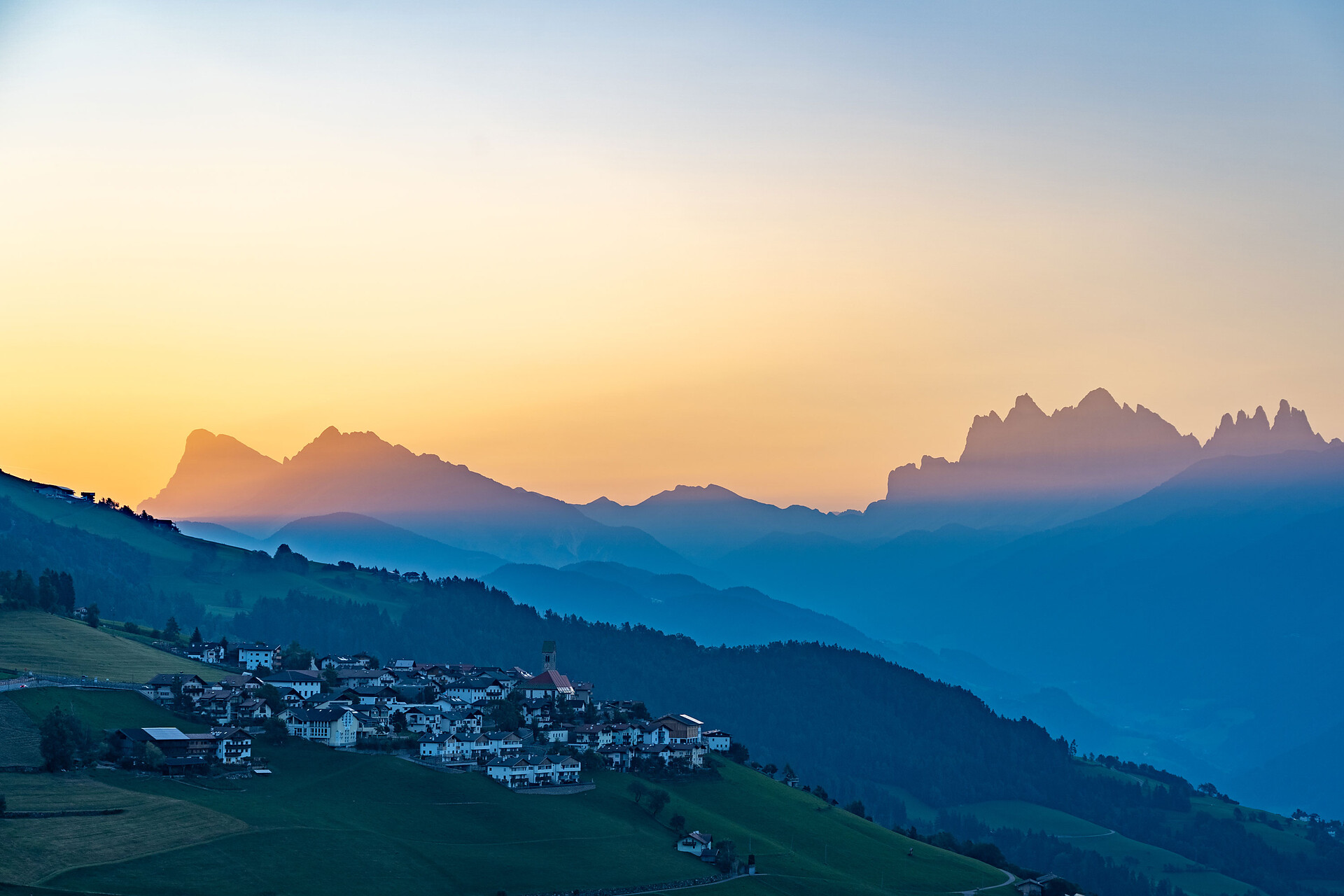 Sonnenaufgang über Latzfons