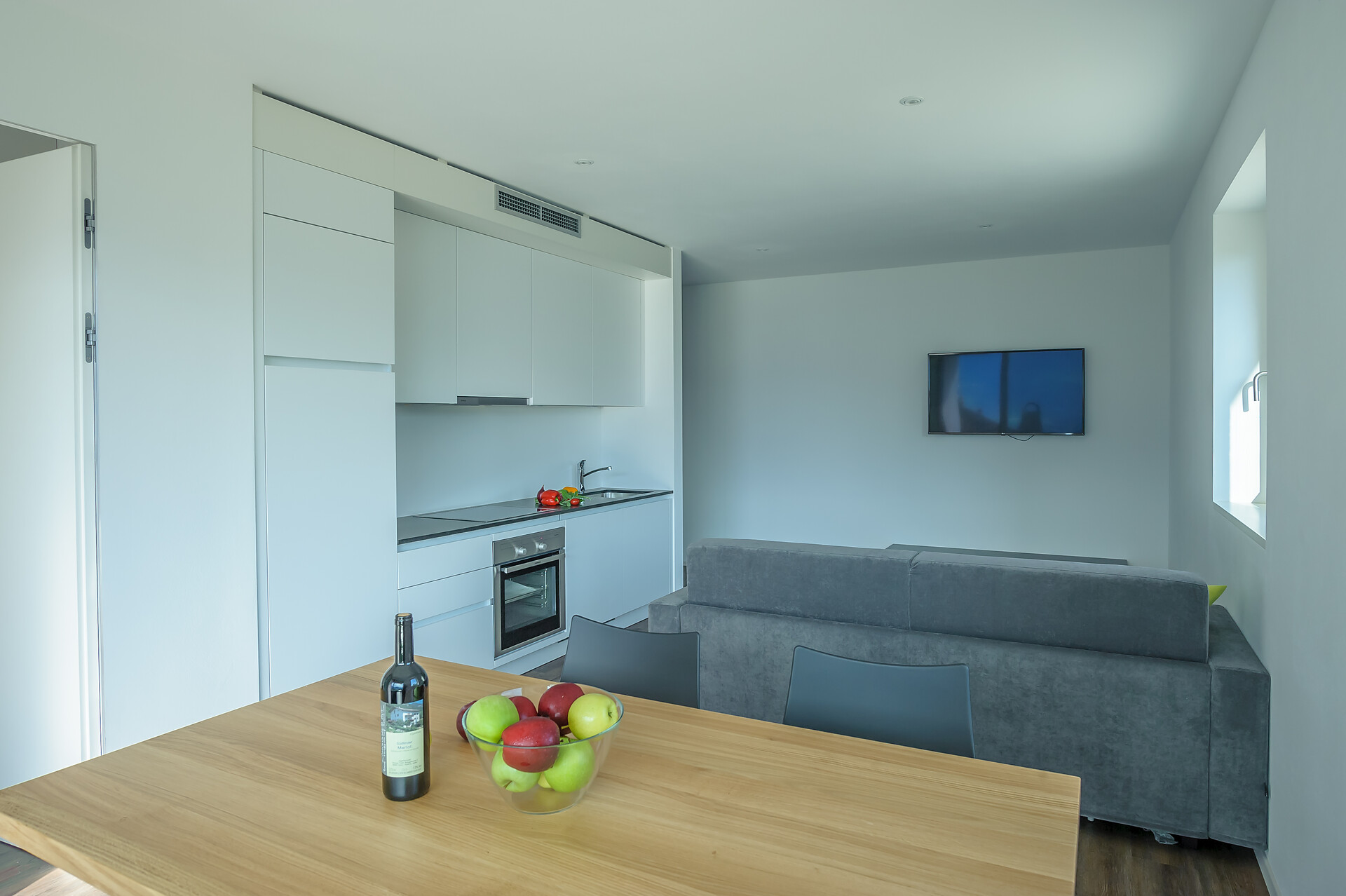 Apartments Tholr