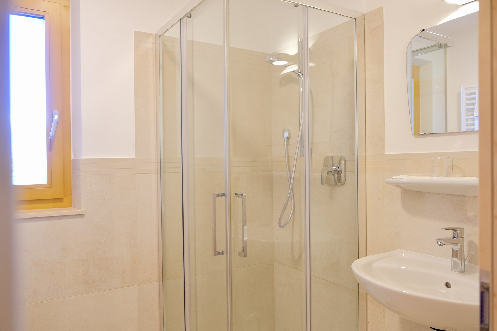FeWo#7 shower