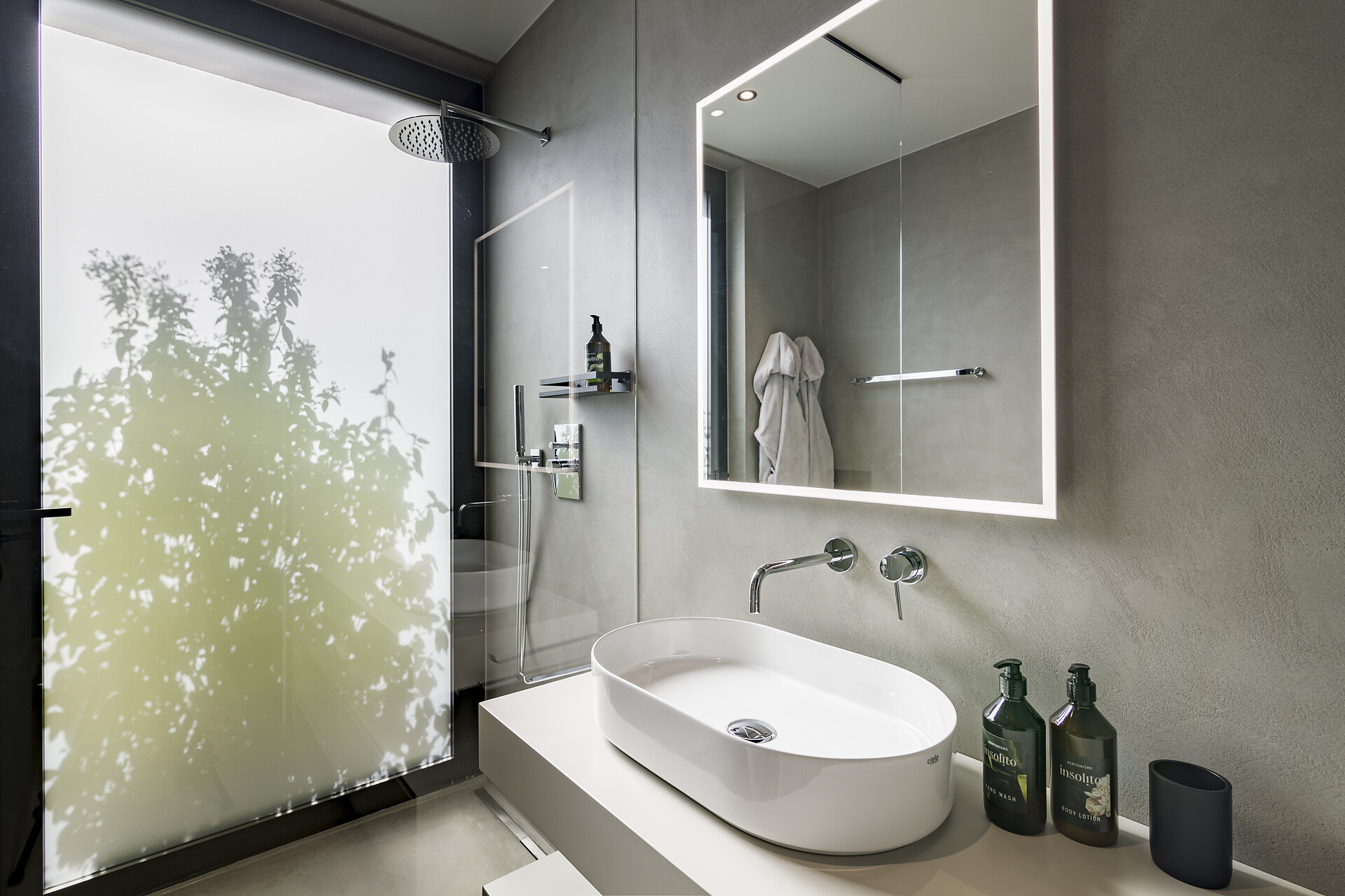 Badzimmer mit Dusche