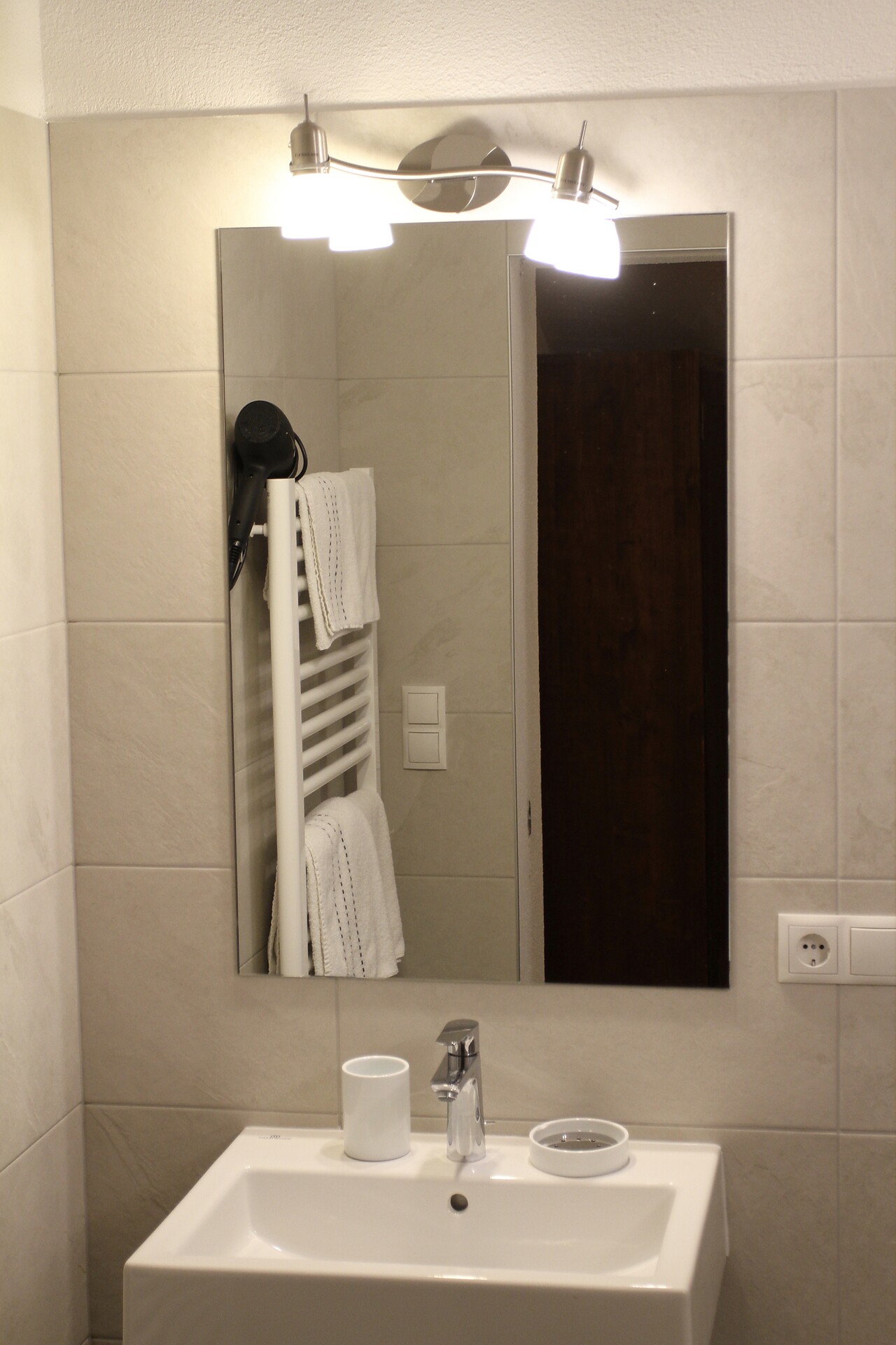 Badezimmer 1 Ferienwohnung Sepp Innerkofler