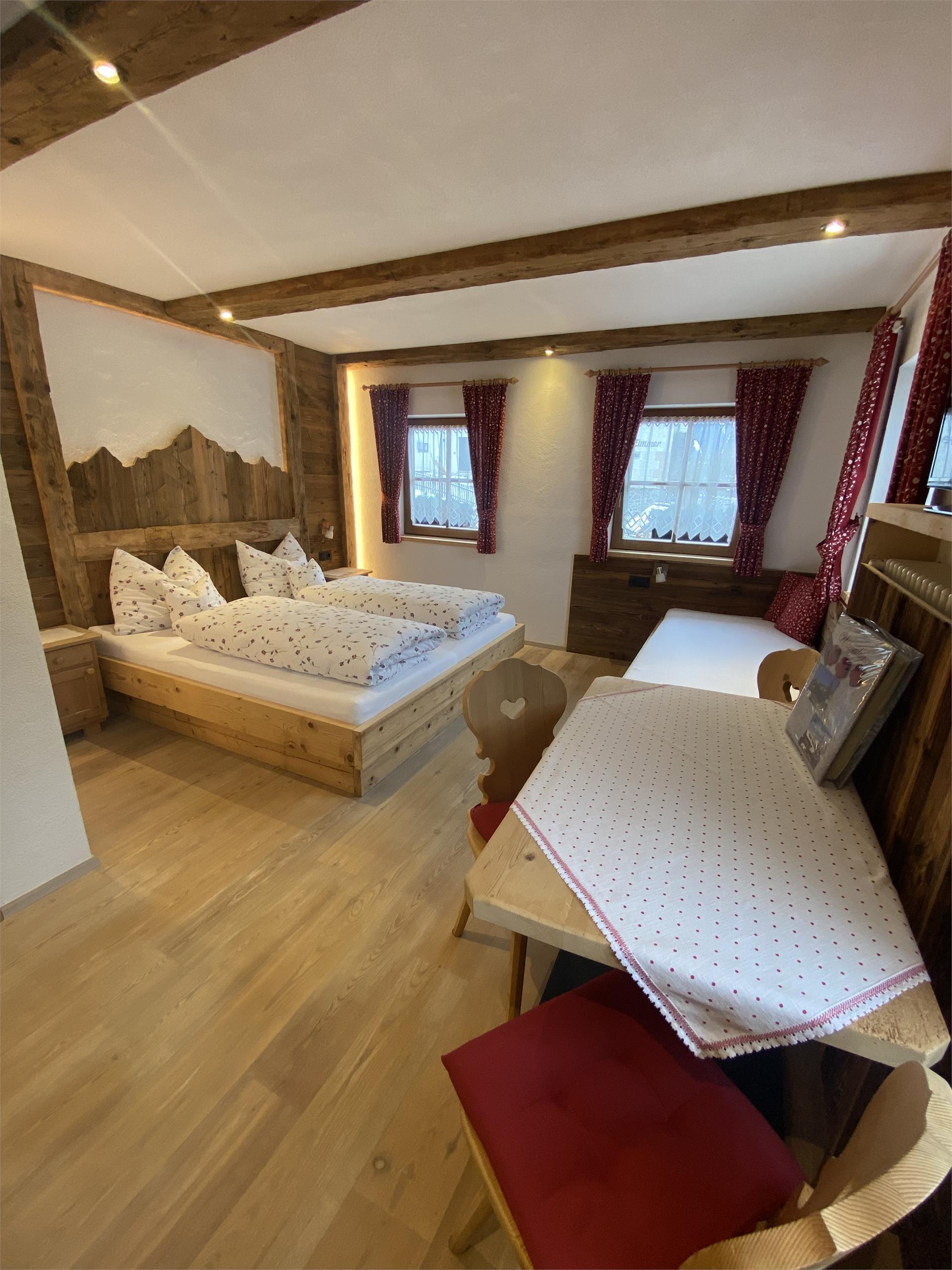 Unteradamerhof Sexten/Sesto 28 suedtirol.info