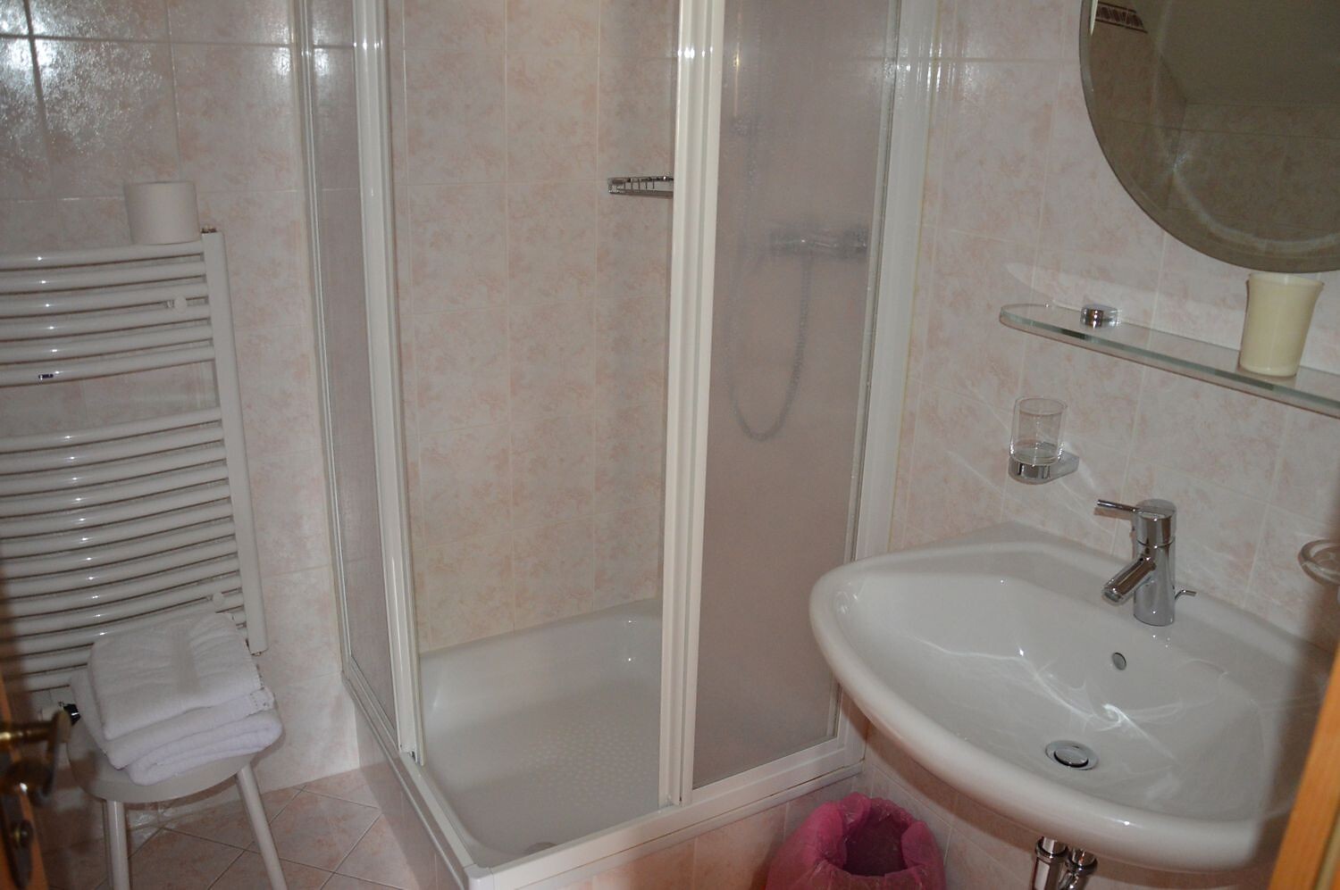 Badezimmer (Einzelzimmer)