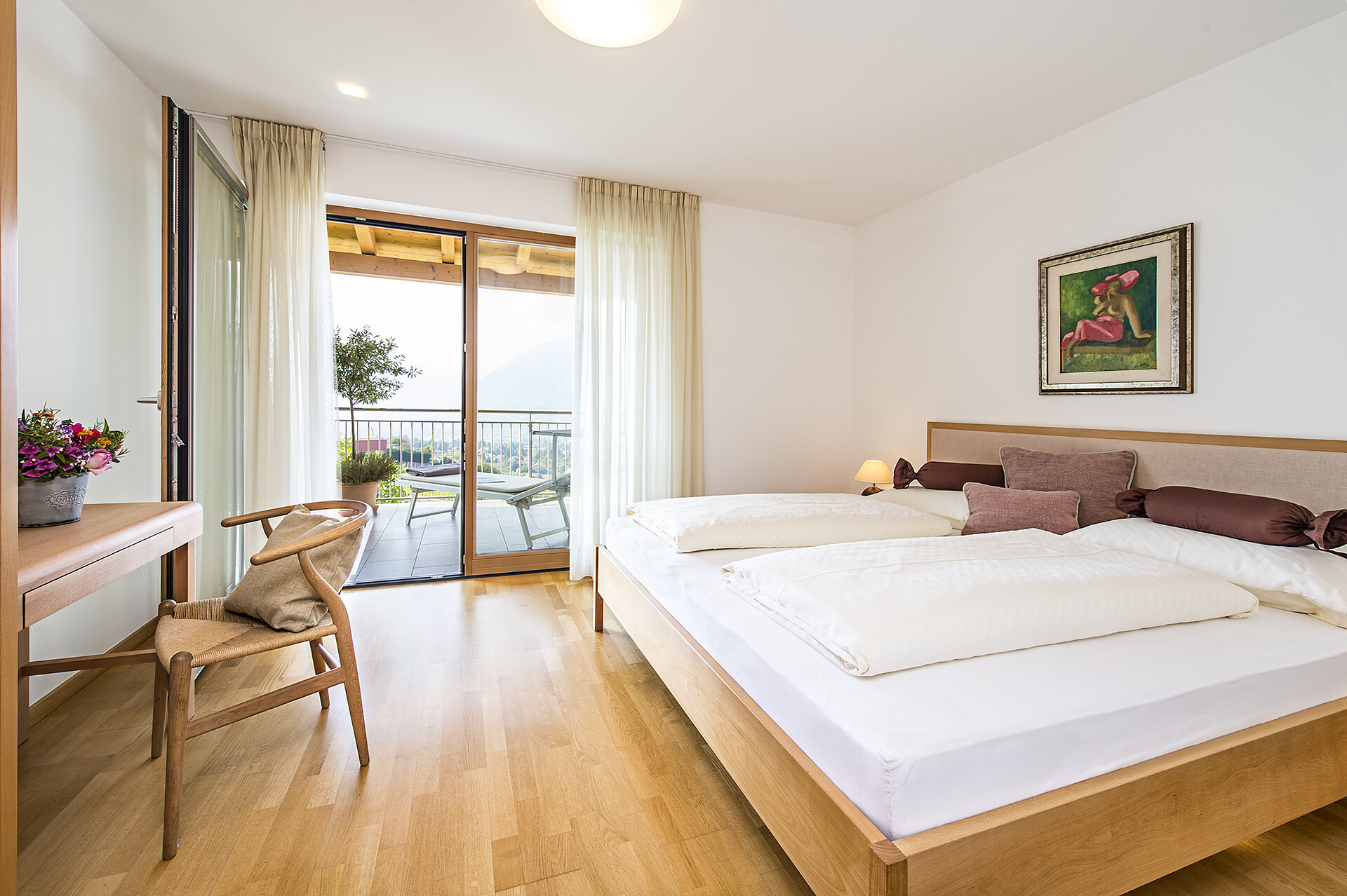 bedroom with outlook