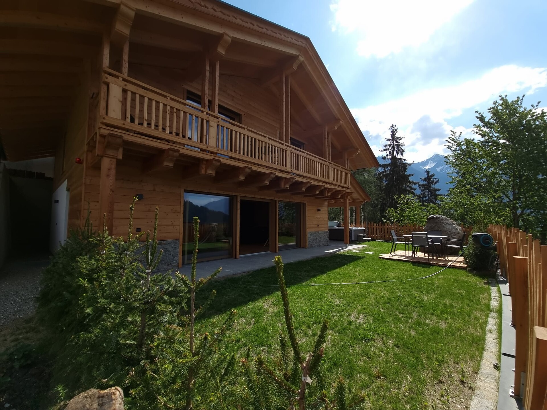 Holiday on a farm Mountain Chalet Heidi und Peter