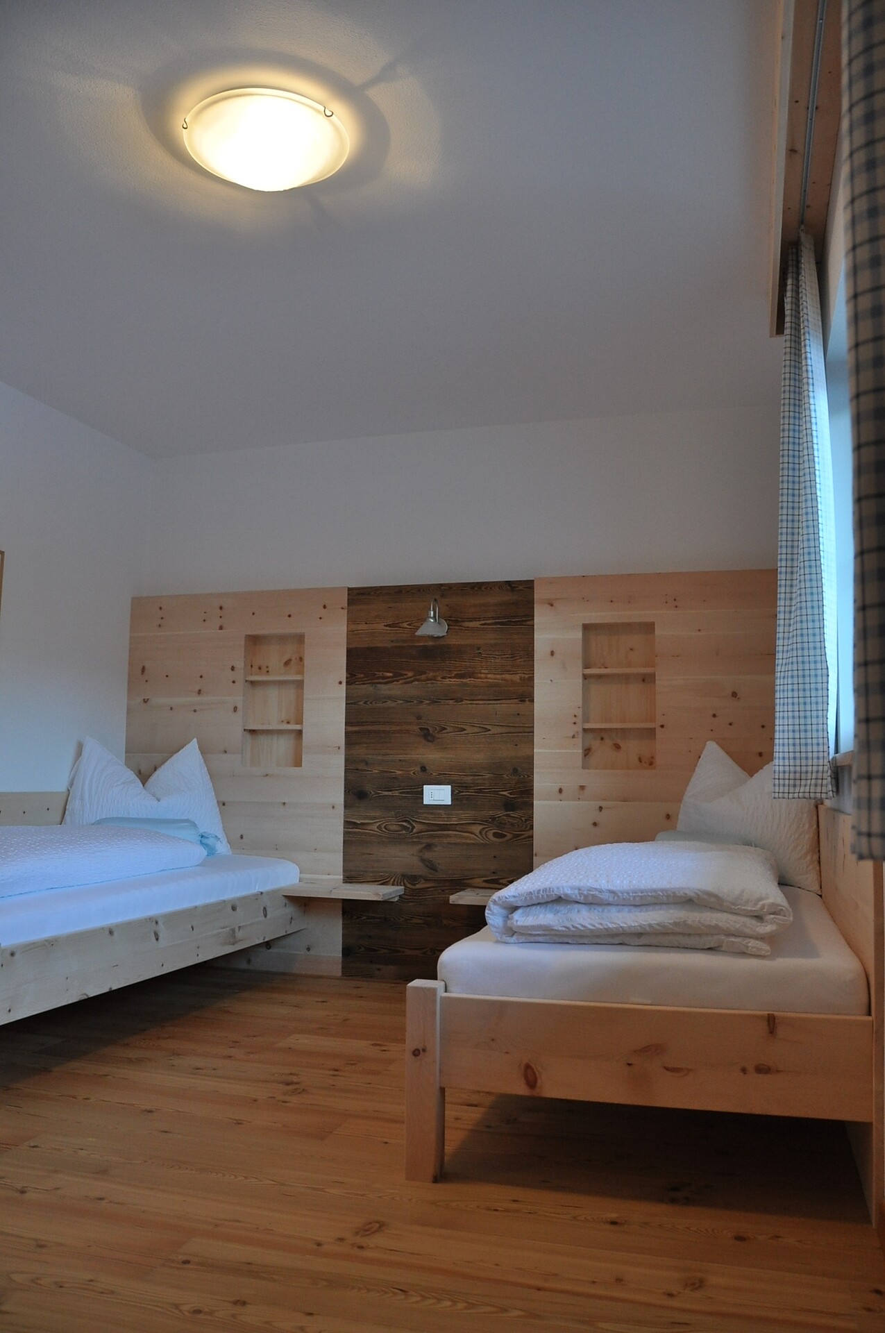 Bed room