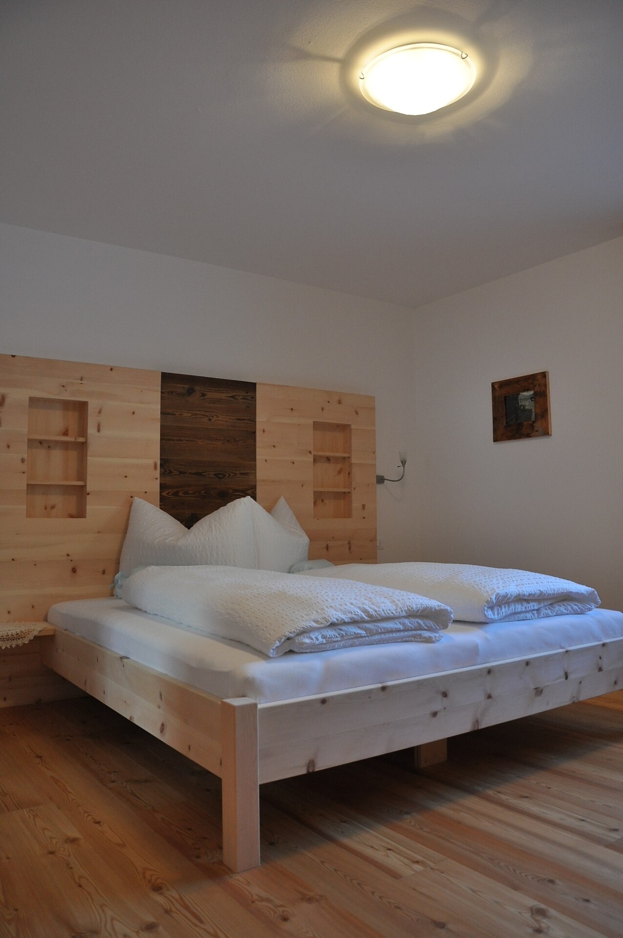 Bed room