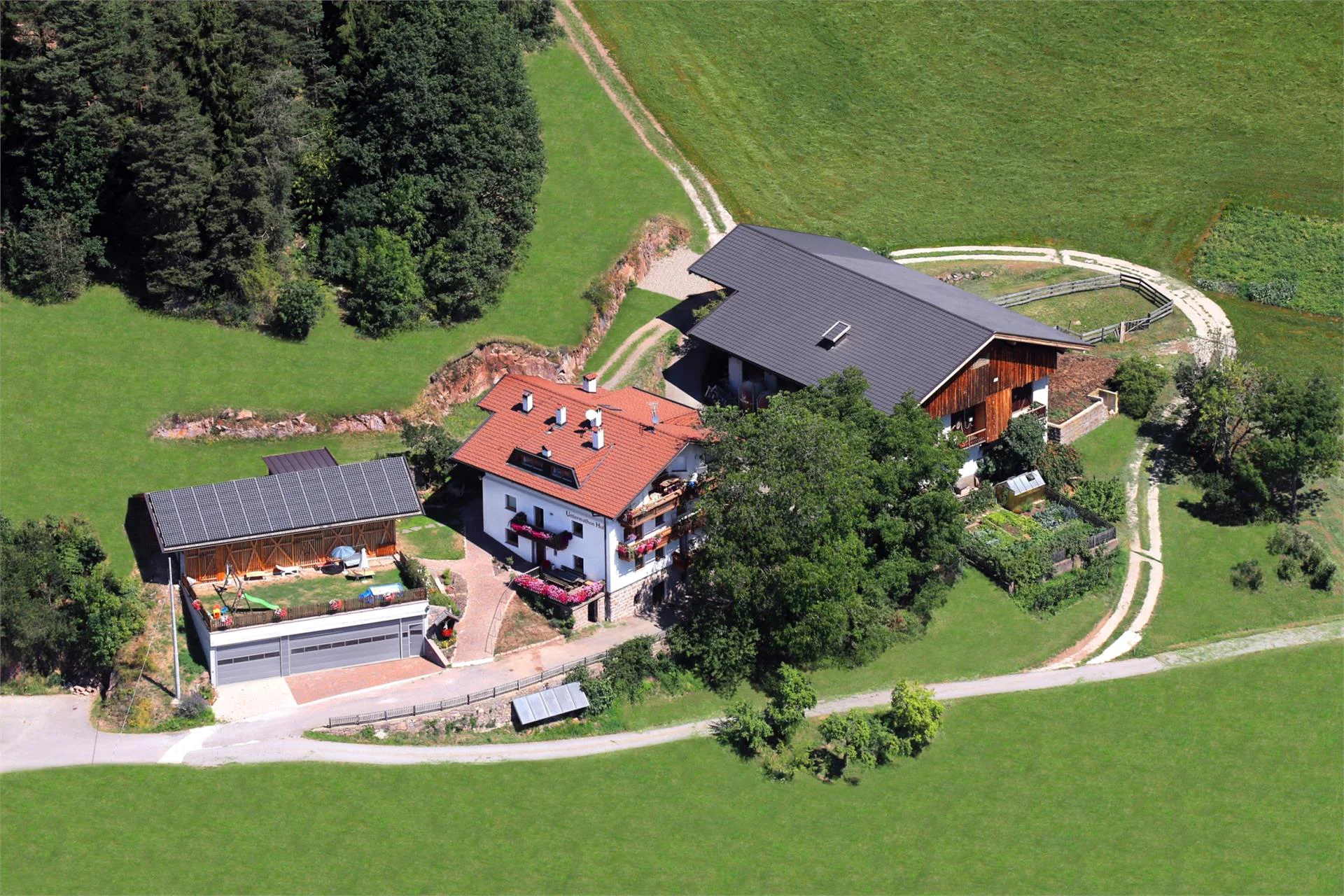 Untermathon Hof Vöran/Verano 26 suedtirol.info