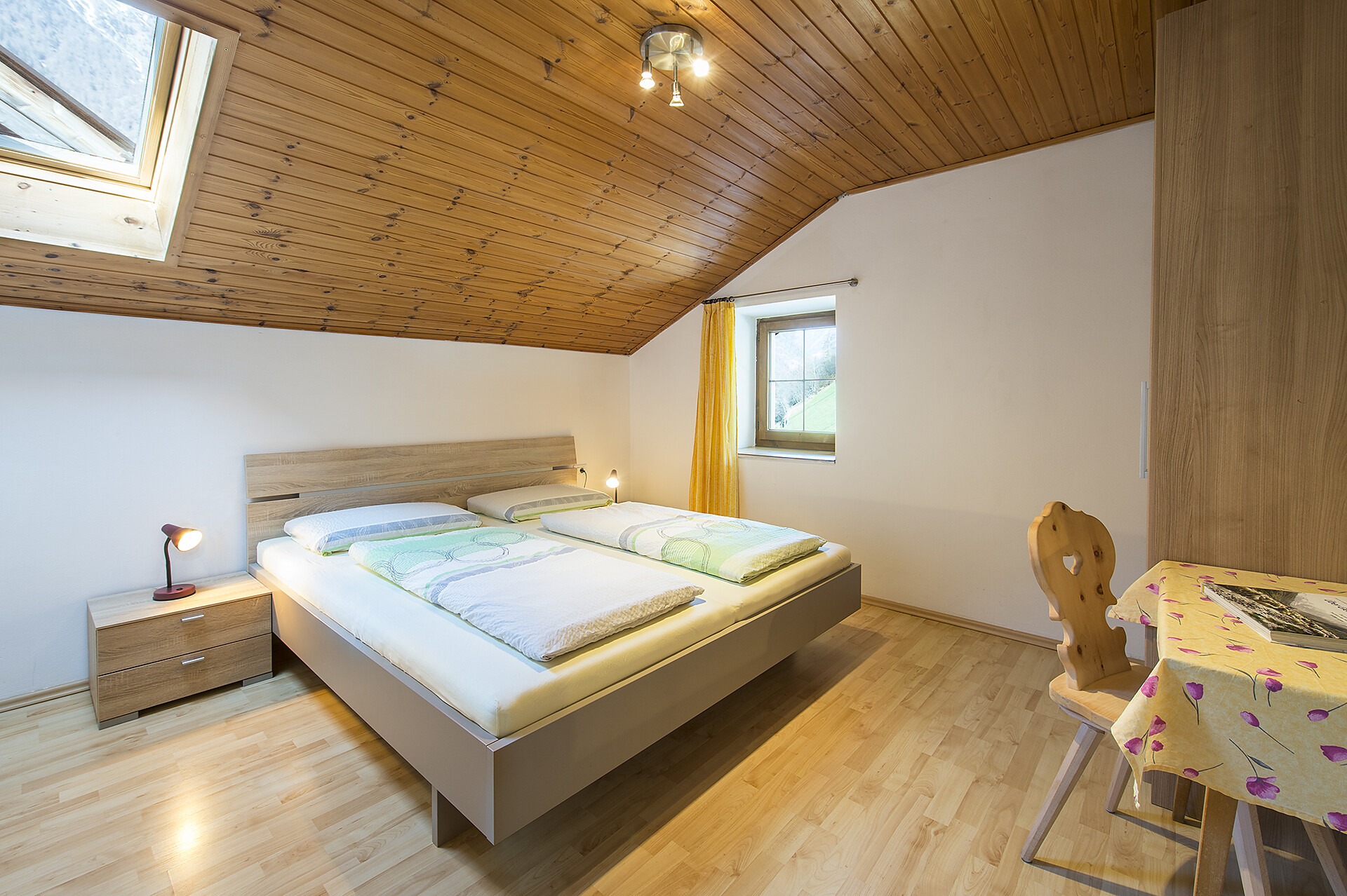 Schlafzimmer 3