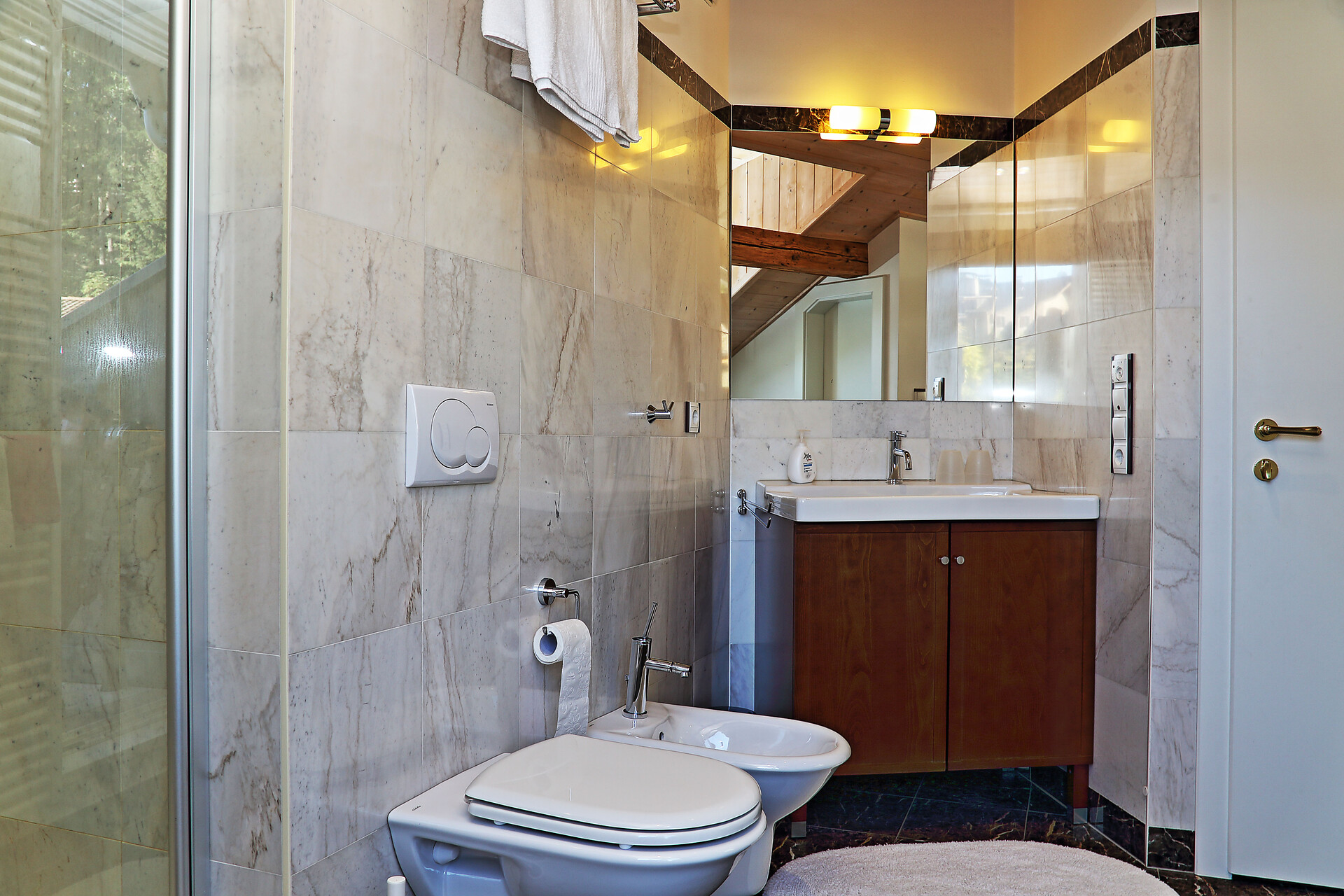 Bathroom Kranzlstein