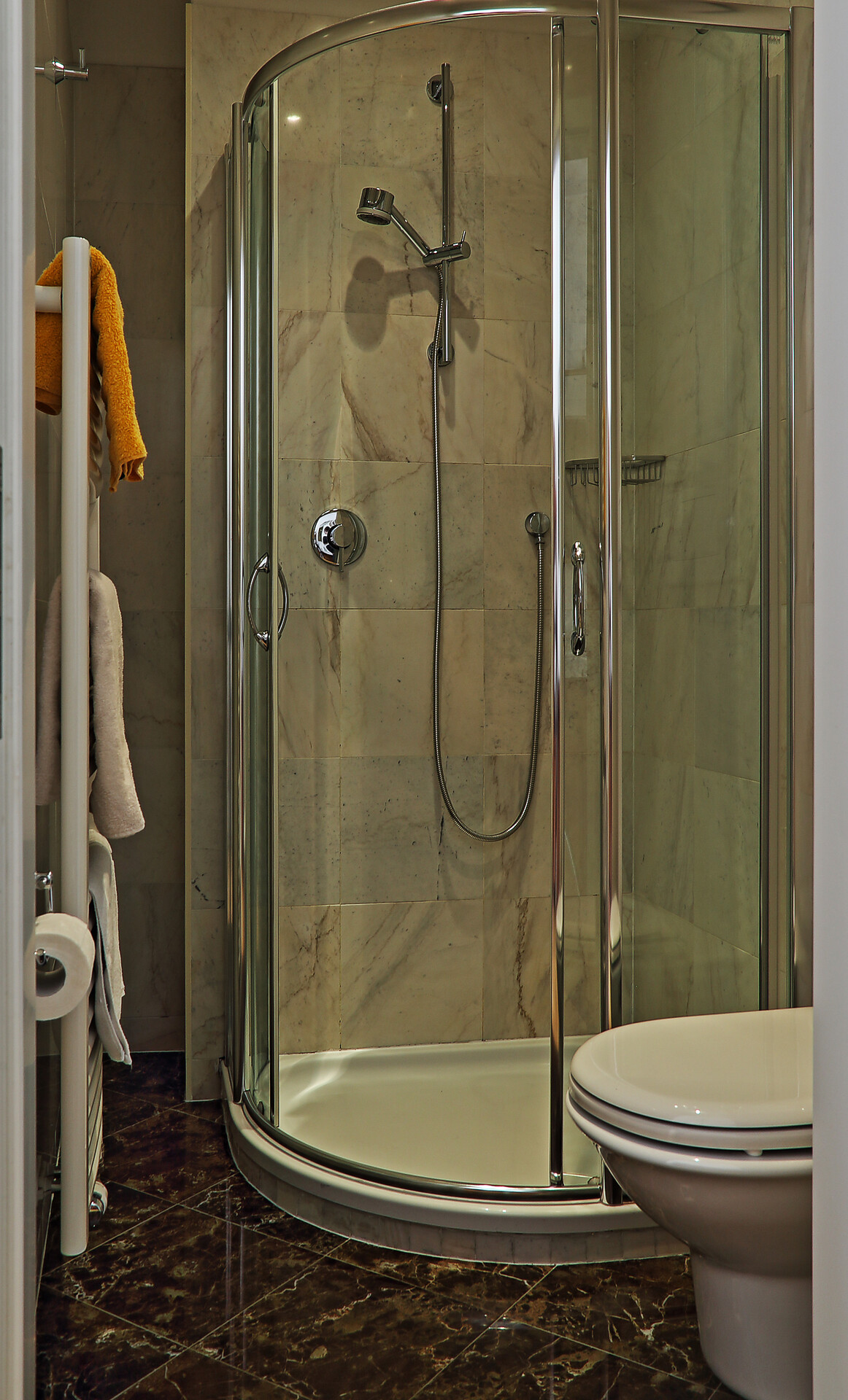 Bathroom Burgfrieden