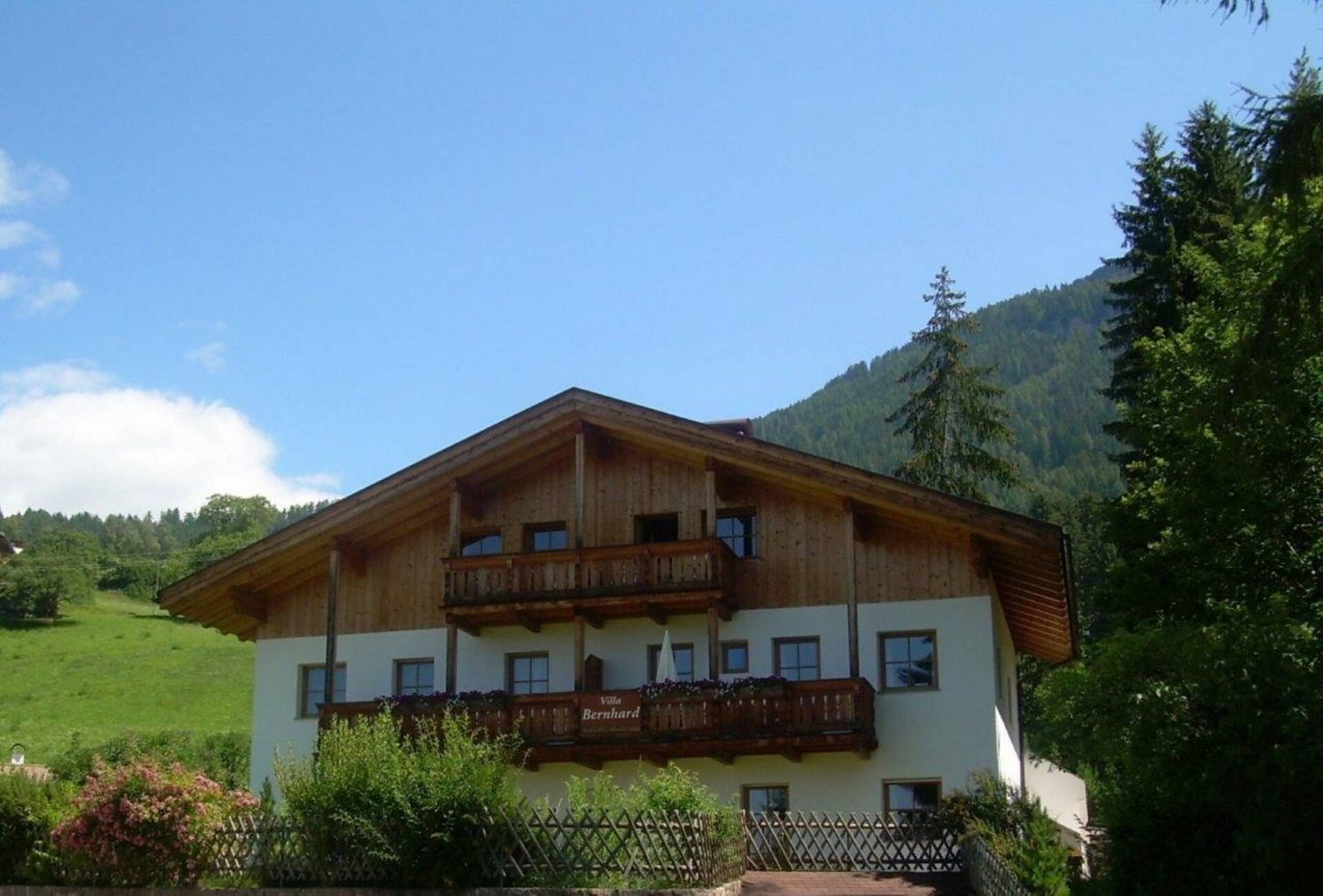 Villa Bernhard