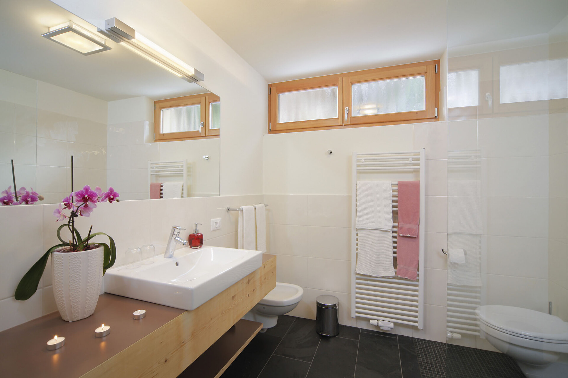 bathroom comfort room