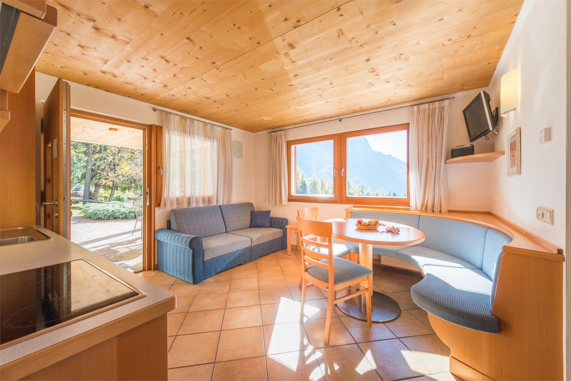 Villa Pircher Kastelruth 4 suedtirol.info