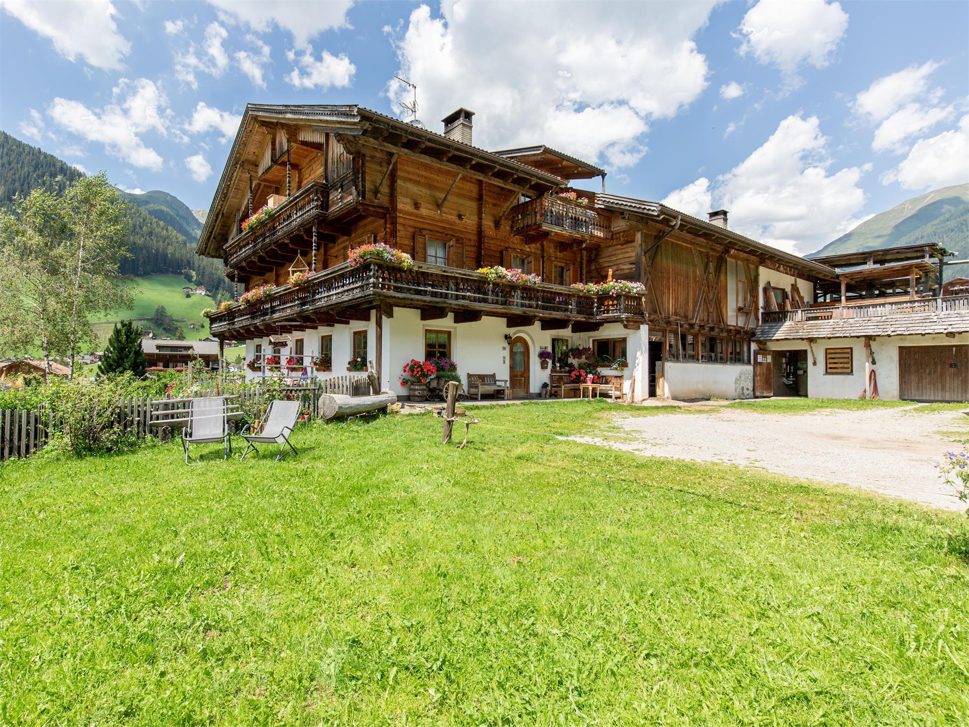 Vöstlerhof Valle di Casies 1 suedtirol.info